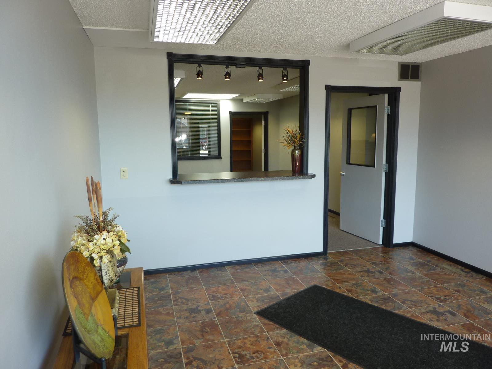 828 6th Street, Clarkston, Washington 99403-2914, Business/Commercial For Sale, Price $143,500,MLS 98991432