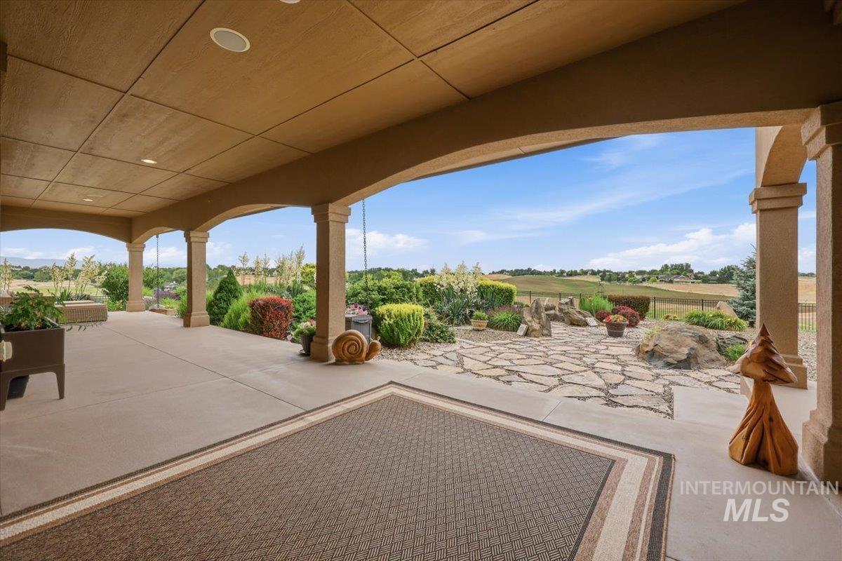 5975 N Highplace Ln, Star, Idaho 83669, 4 Bedrooms, 3.5 Bathrooms, Residential For Sale, Price $1,875,000,MLS 98991434