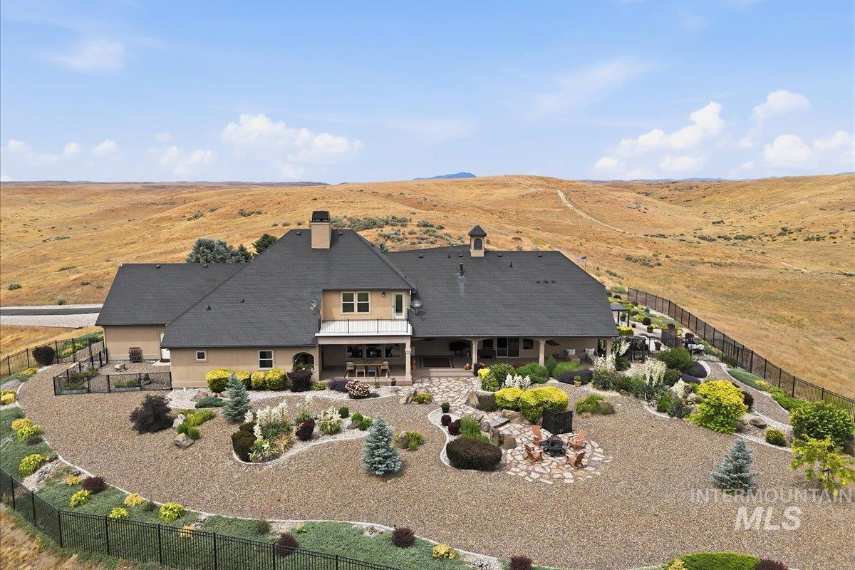5975 N Highplace Ln, Star, Idaho 83669, 4 Bedrooms, 3.5 Bathrooms, Residential For Sale, Price $1,875,000,MLS 98991434