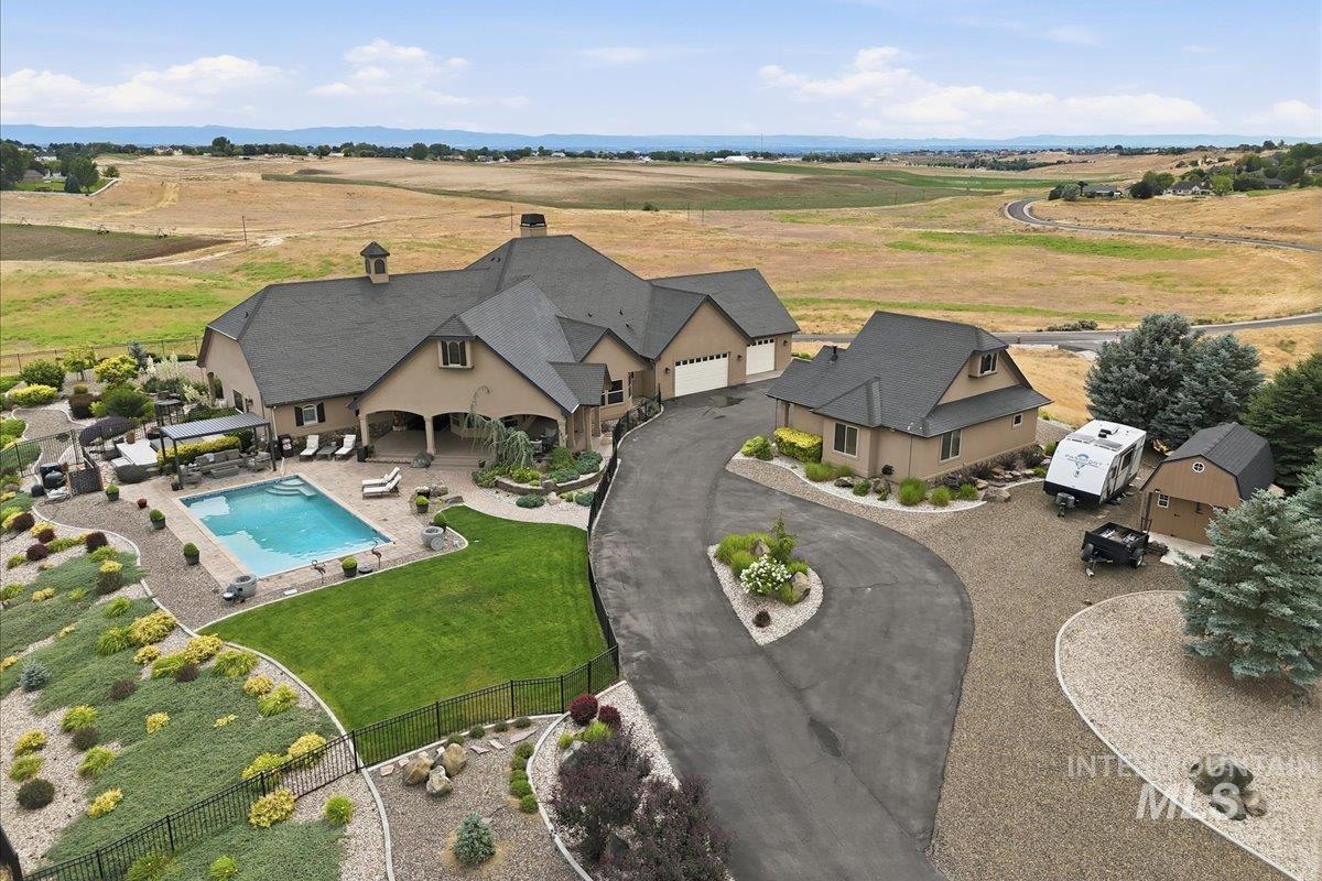 5975 N Highplace Ln, Star, Idaho 83669, 4 Bedrooms, 3.5 Bathrooms, Residential For Sale, Price $1,875,000,MLS 98991434