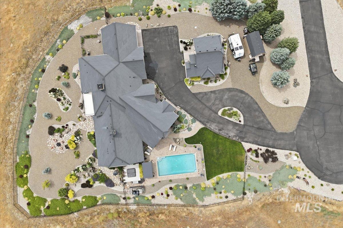5975 N Highplace Ln, Star, Idaho 83669, 4 Bedrooms, 3.5 Bathrooms, Residential For Sale, Price $1,875,000,MLS 98991434