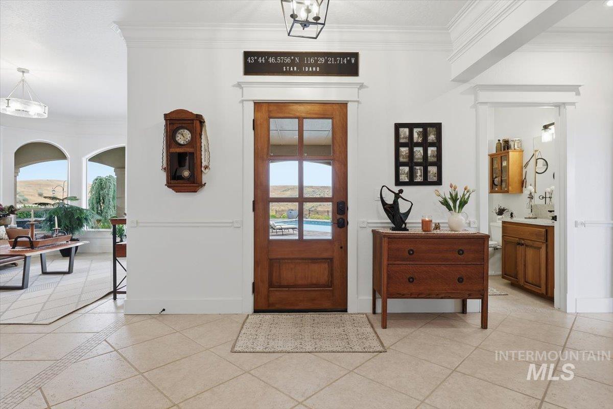 5975 N Highplace Ln, Star, Idaho 83669, 4 Bedrooms, 3.5 Bathrooms, Residential For Sale, Price $1,875,000,MLS 98991434
