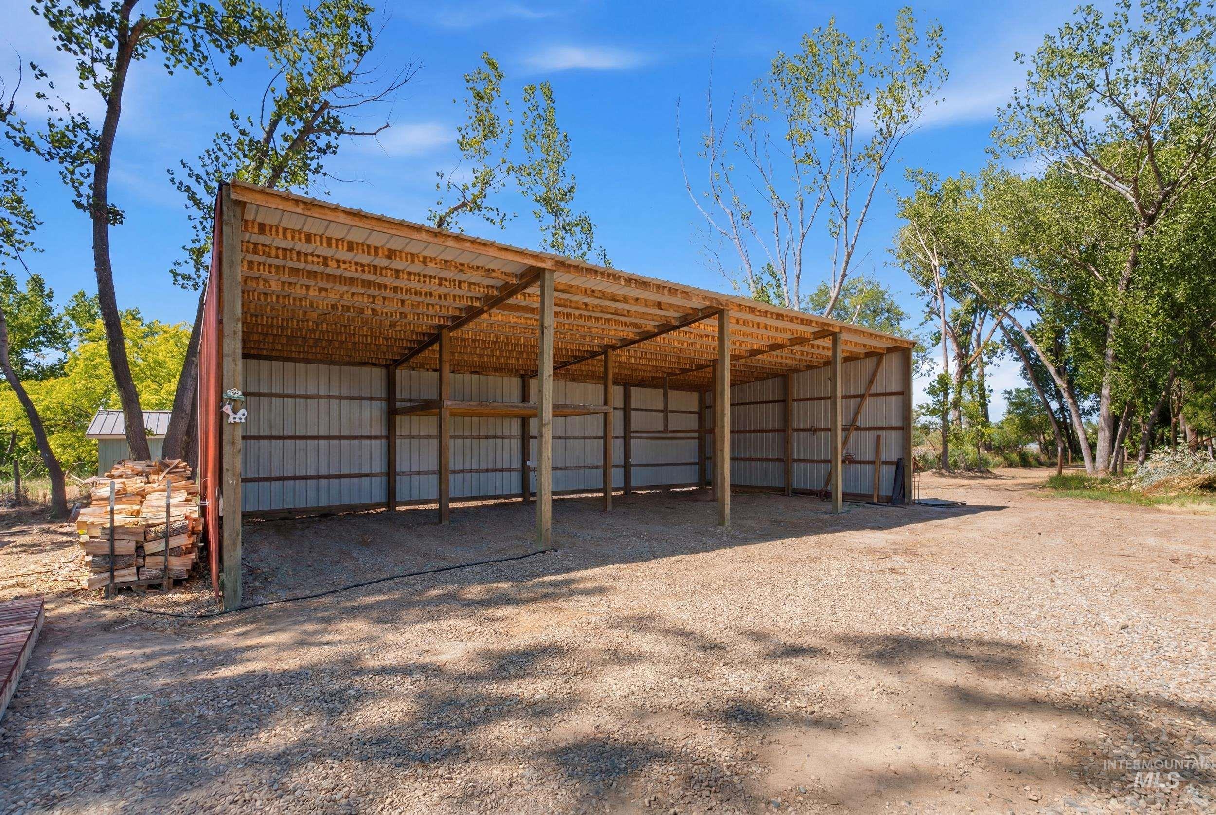 7781 Redmon Rd, Caldwell, Idaho 83607, 4 Bedrooms, 2.5 Bathrooms, Residential For Sale, Price $875,000,MLS 98991435