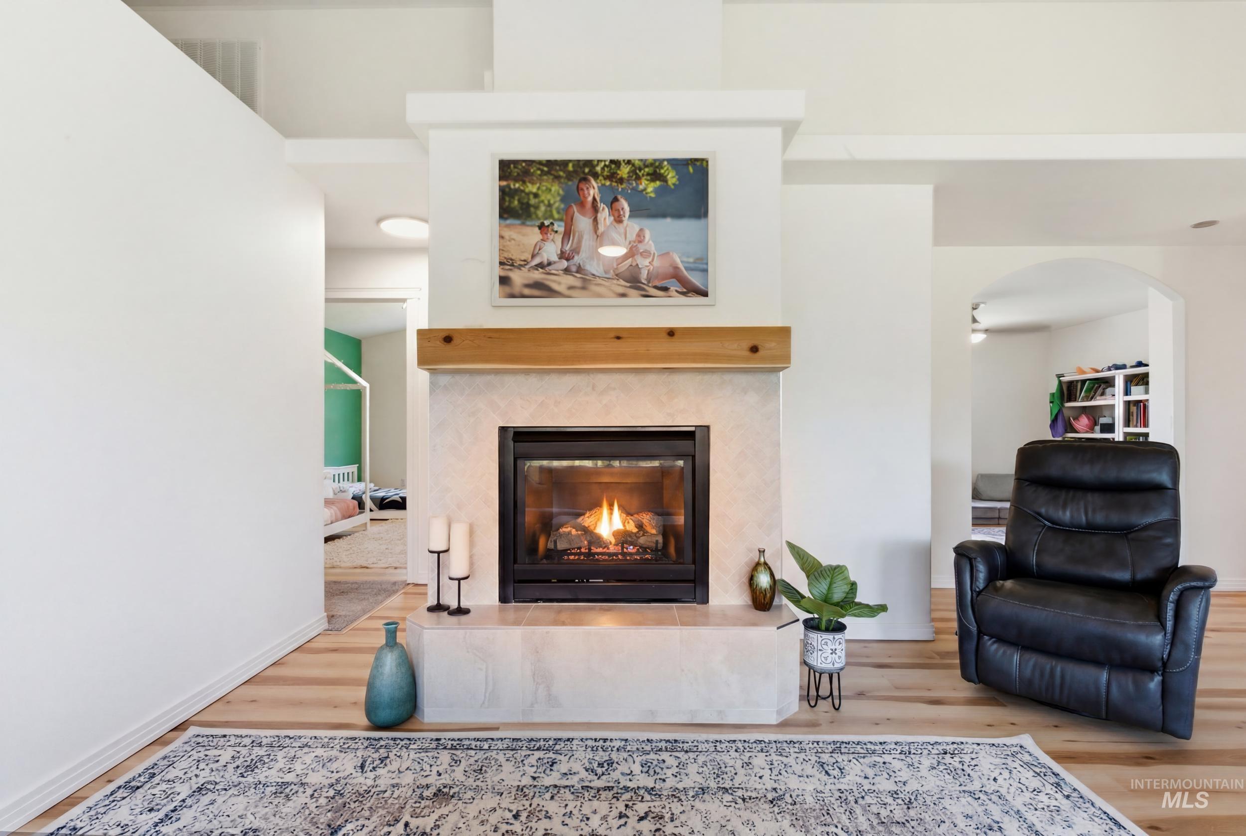 7781 Redmon Rd, Caldwell, Idaho 83607, 4 Bedrooms, 2.5 Bathrooms, Residential For Sale, Price $875,000,MLS 98991435