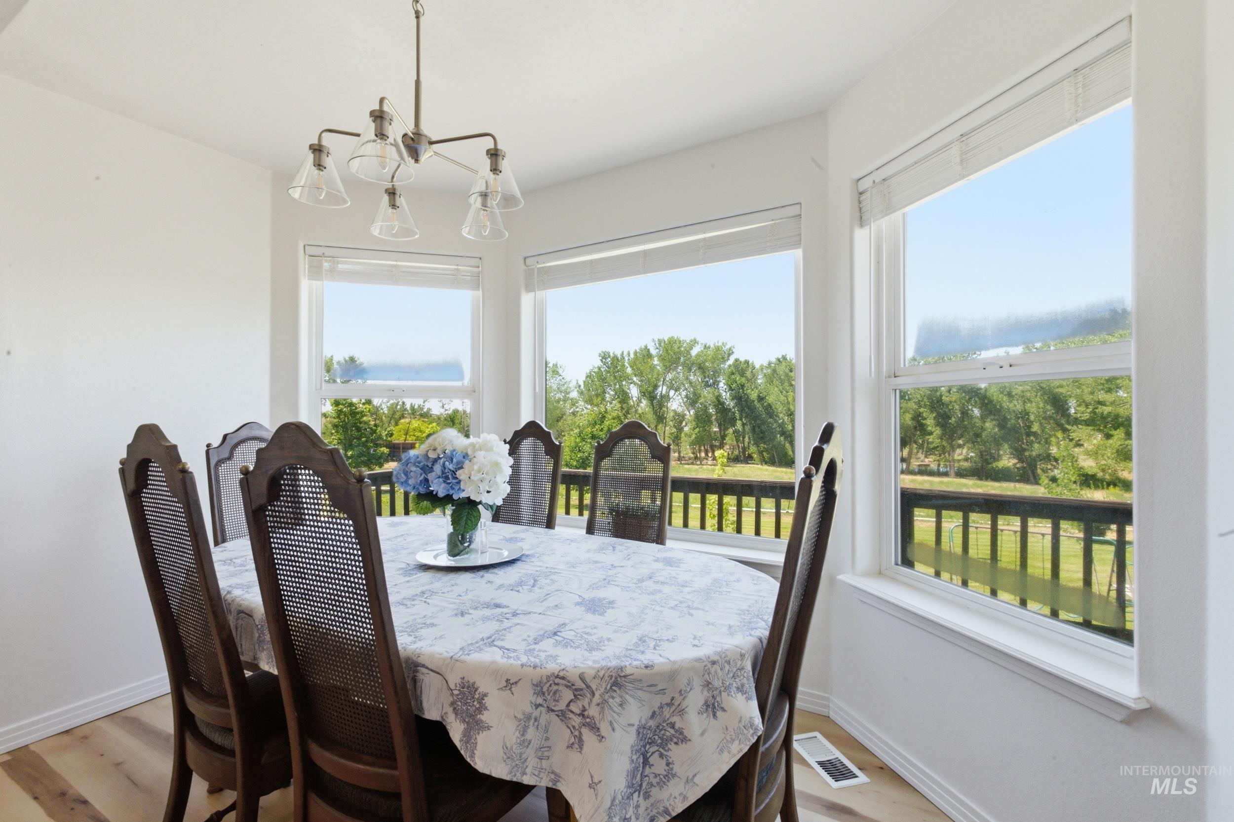 7781 Redmon Rd, Caldwell, Idaho 83607, 4 Bedrooms, 2.5 Bathrooms, Residential For Sale, Price $875,000,MLS 98991435