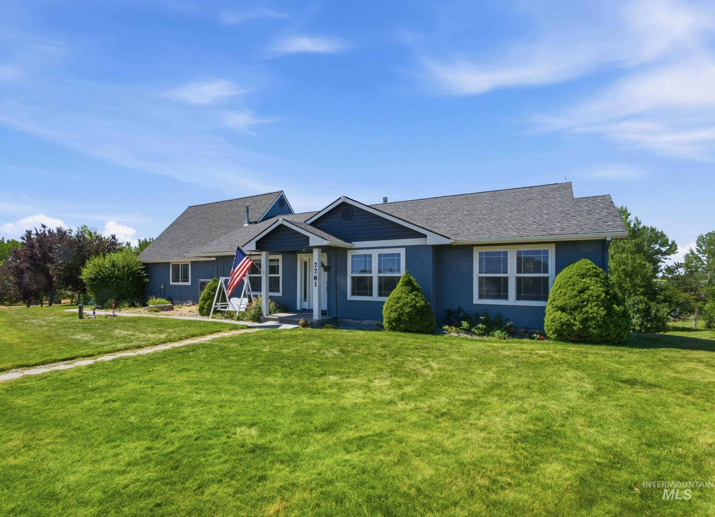 7781 Redmon Rd, Caldwell, Idaho 83607, 4 Bedrooms, 2.5 Bathrooms, Residential For Sale, Price $875,000,MLS 98991435