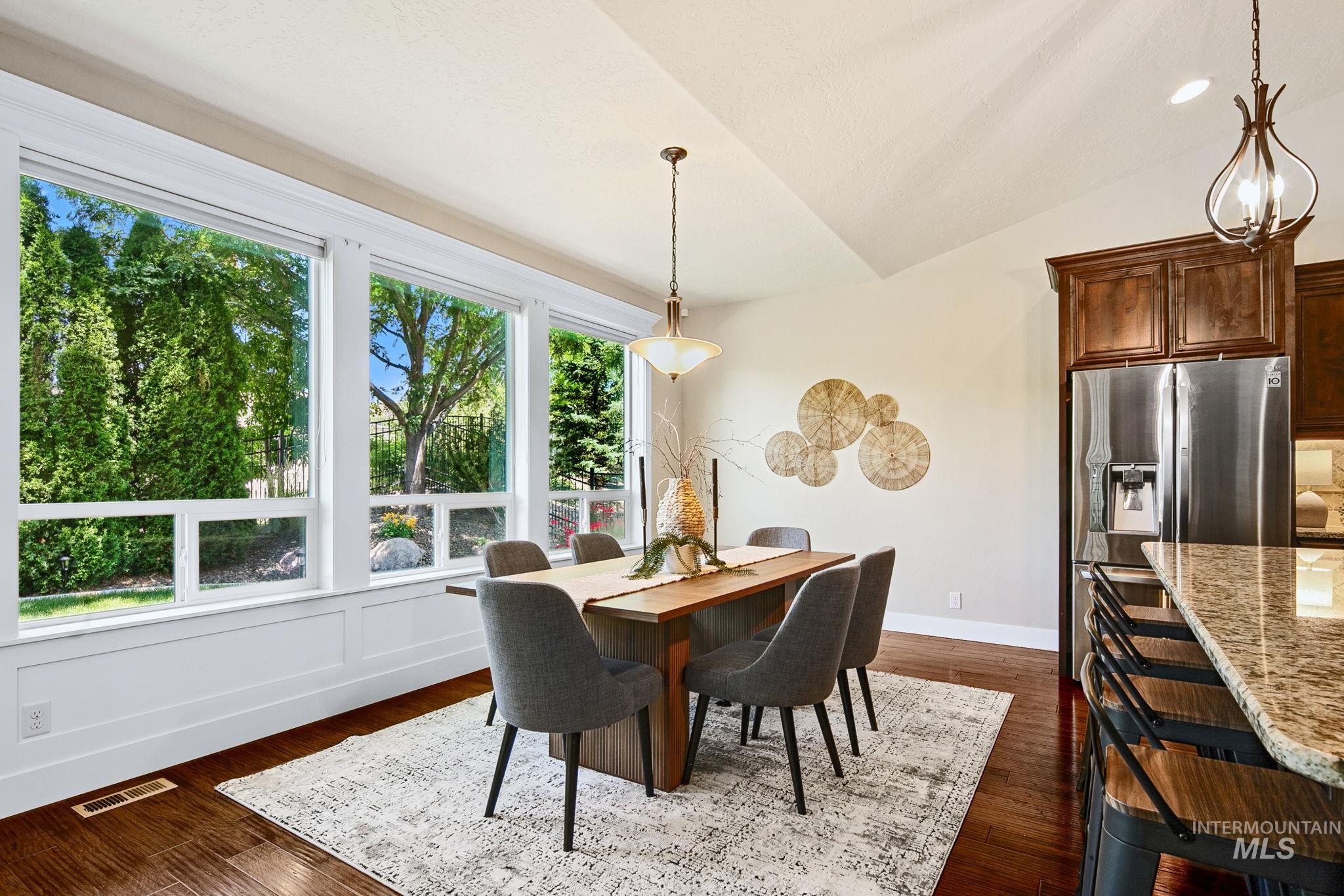 17819 N Kirkhill Way, Boise, Idaho 83714, 4 Bedrooms, 3.5 Bathrooms, Residential For Sale, Price $935,000,MLS 98991436