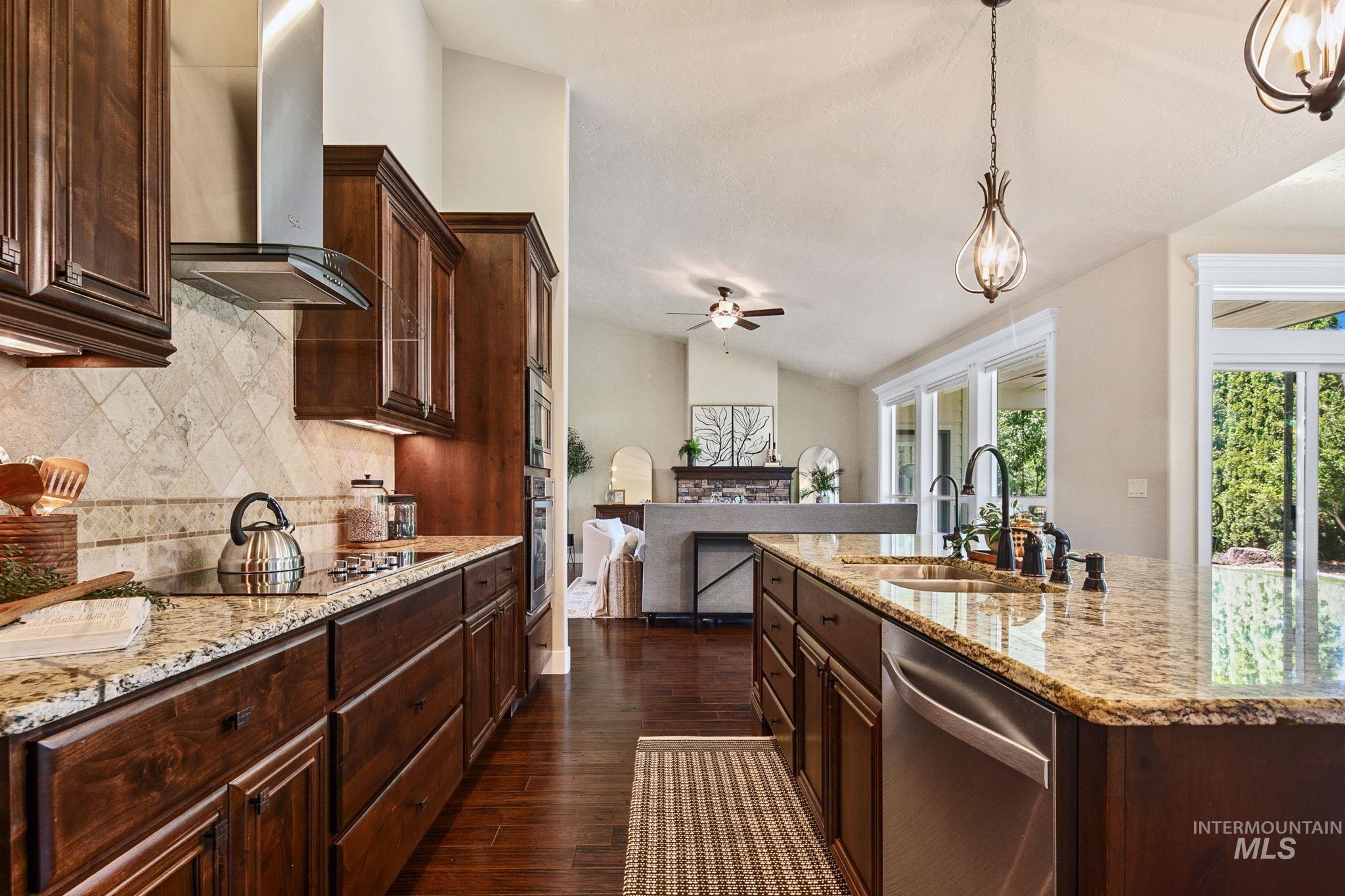 17819 N Kirkhill Way, Boise, Idaho 83714, 4 Bedrooms, 3.5 Bathrooms, Residential For Sale, Price $935,000,MLS 98991436