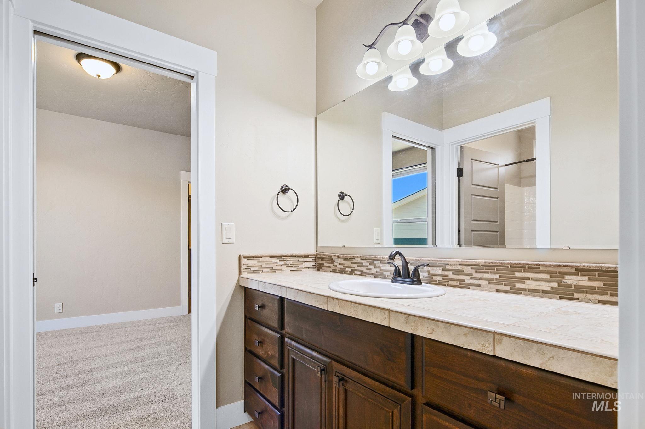 17819 N Kirkhill Way, Boise, Idaho 83714, 4 Bedrooms, 3.5 Bathrooms, Residential For Sale, Price $935,000,MLS 98991436