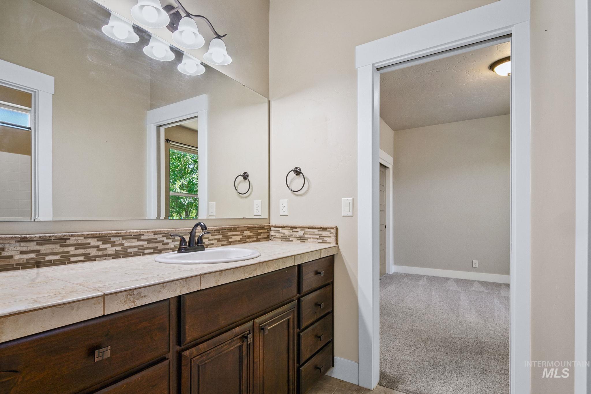 17819 N Kirkhill Way, Boise, Idaho 83714, 4 Bedrooms, 3.5 Bathrooms, Residential For Sale, Price $935,000,MLS 98991436