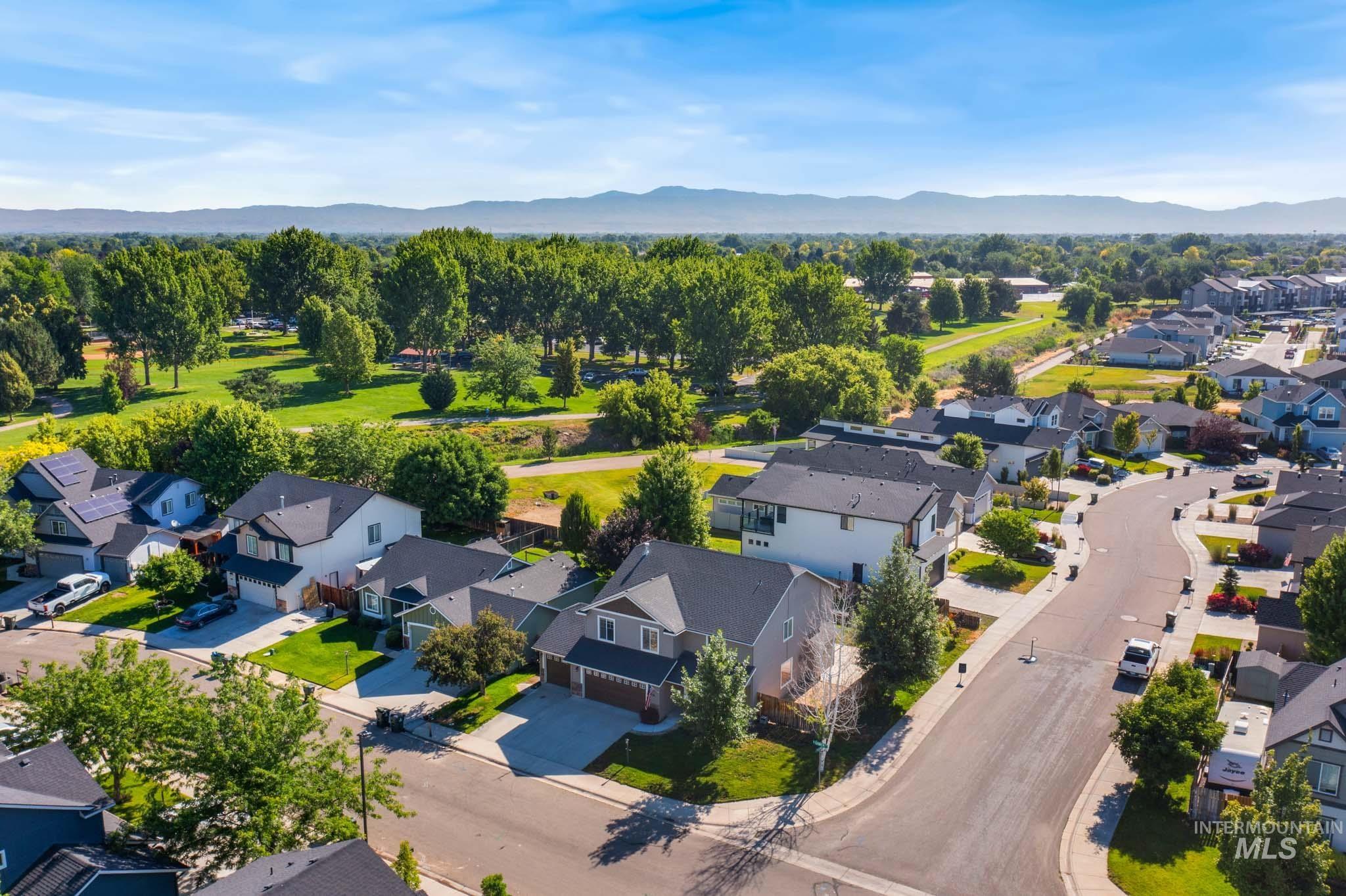926 N Oxwich Ave, Meridian, Idaho 83642, 5 Bedrooms, 2.5 Bathrooms, Residential For Sale, Price $599,000,MLS 98991437