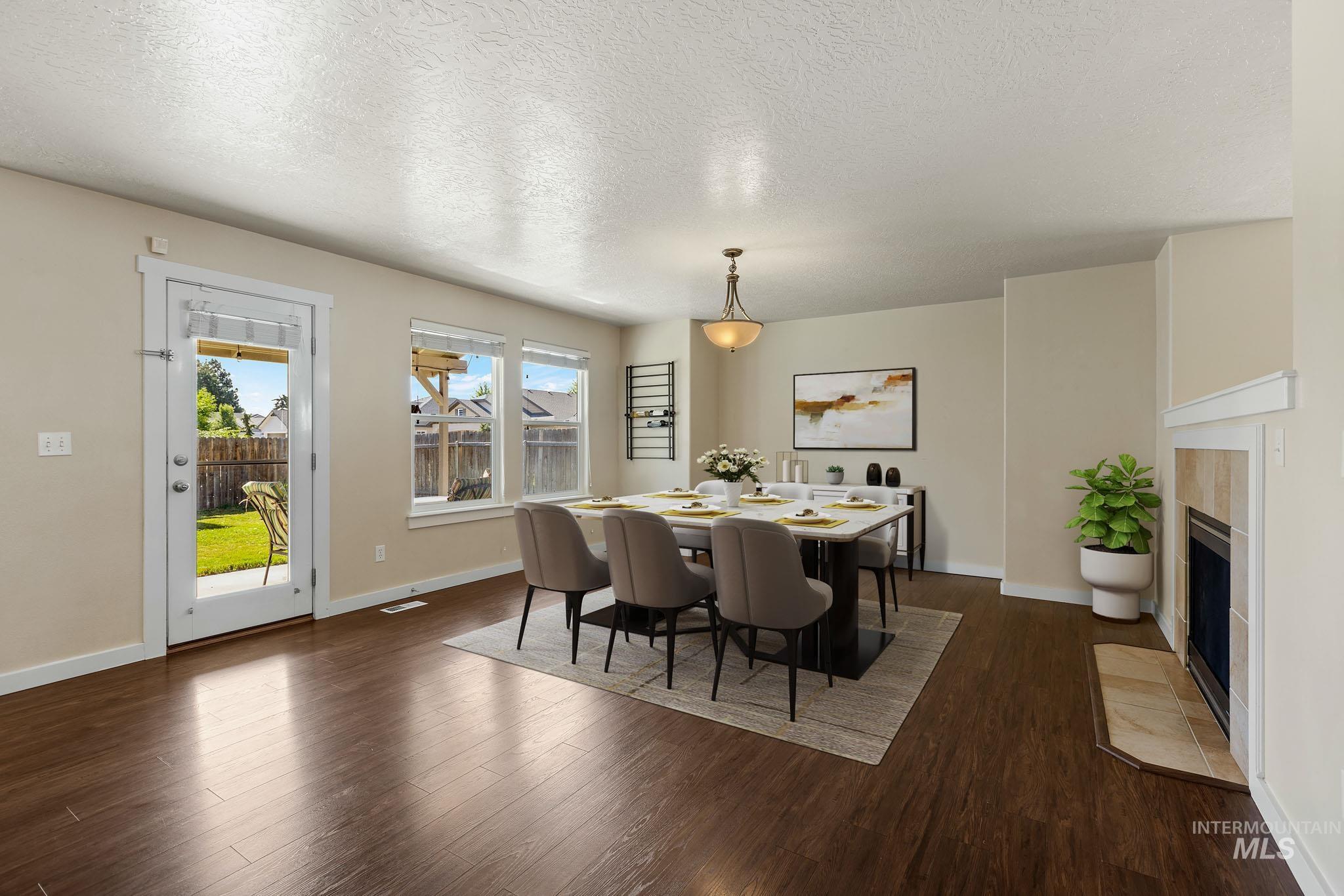 926 N Oxwich Ave, Meridian, Idaho 83642, 5 Bedrooms, 2.5 Bathrooms, Residential For Sale, Price $599,000,MLS 98991437