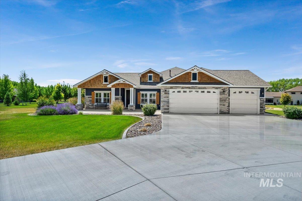 1935 Brook Stone Dr, Twin Falls, Idaho 83301, 4 Bedrooms, 2.5 Bathrooms, Residential For Sale, Price $825,000,MLS 98991438