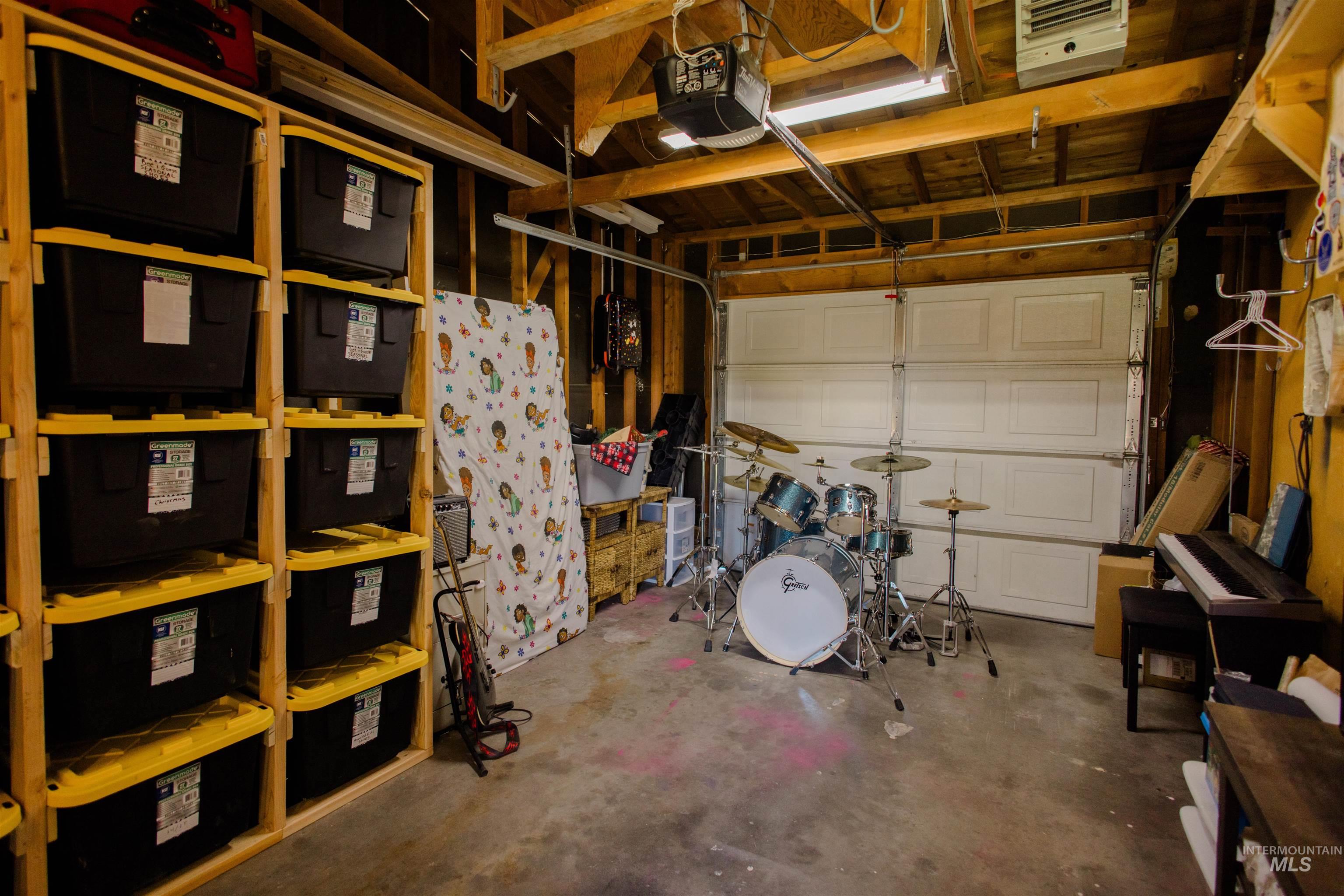 1270 N 3rd E, Mountain Home, Idaho 83647, 3 Bedrooms, 1 Bathroom, Residential For Sale, Price $285,000,MLS 98991440