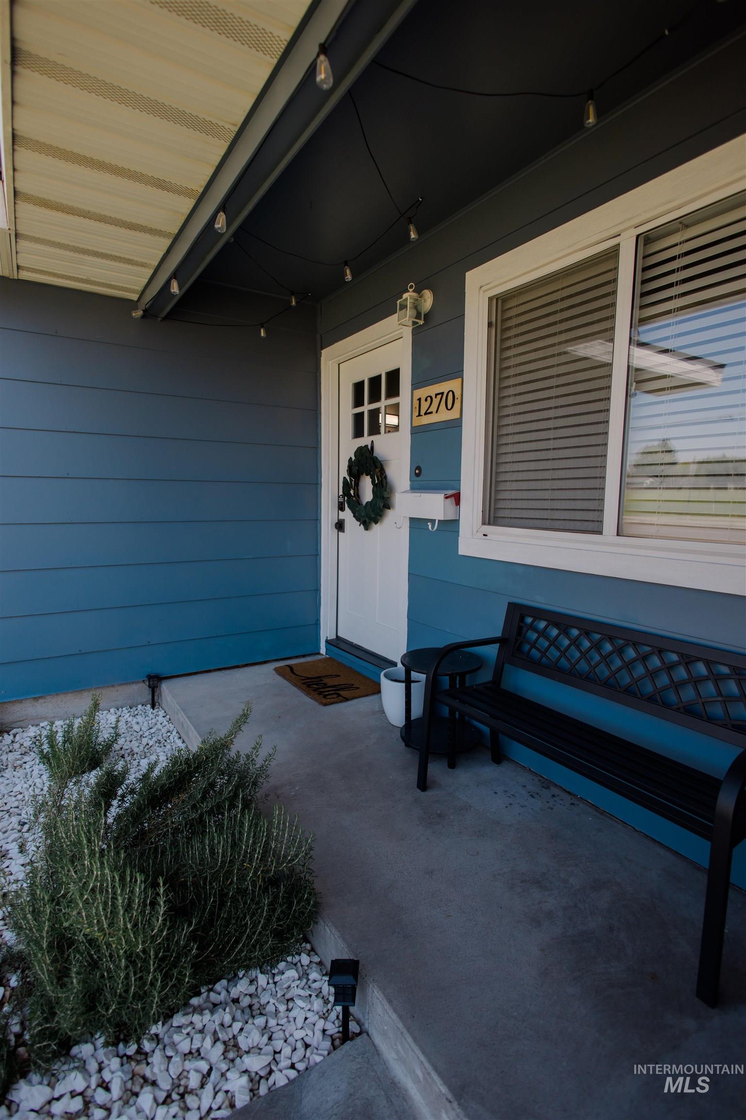1270 N 3rd E, Mountain Home, Idaho 83647, 3 Bedrooms, 1 Bathroom, Residential For Sale, Price $285,000,MLS 98991440