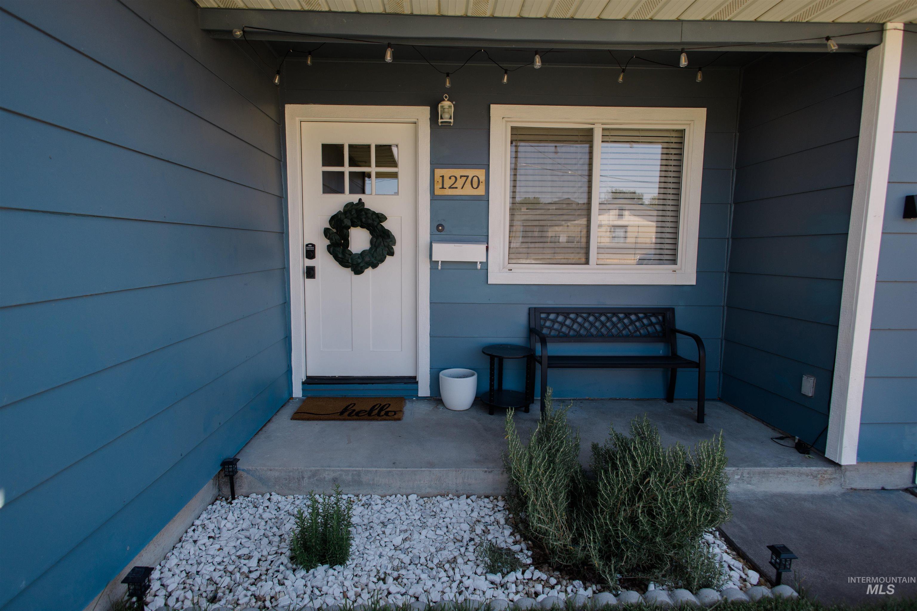 1270 N 3rd E, Mountain Home, Idaho 83647, 3 Bedrooms, 1 Bathroom, Residential For Sale, Price $285,000,MLS 98991440
