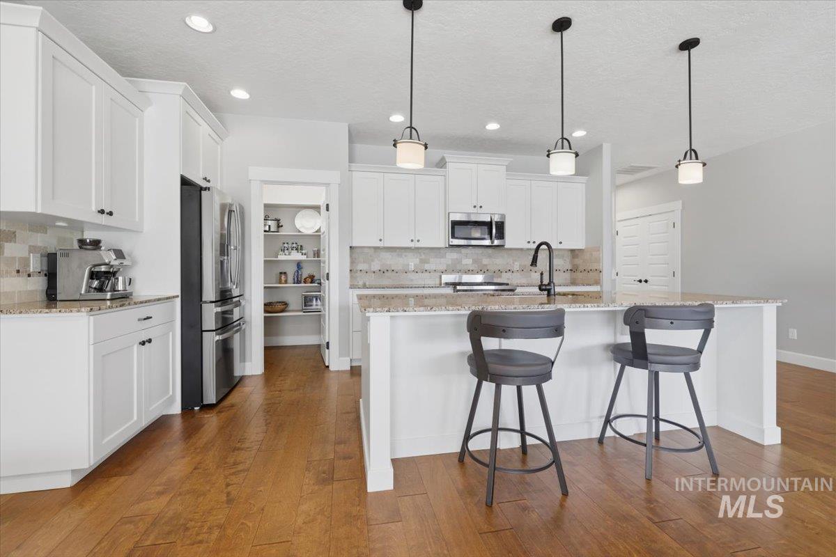 10291 Iron Bag, Nampa, Idaho 83687, 4 Bedrooms, 2 Bathrooms, Residential For Sale, Price $499,900,MLS 98991442