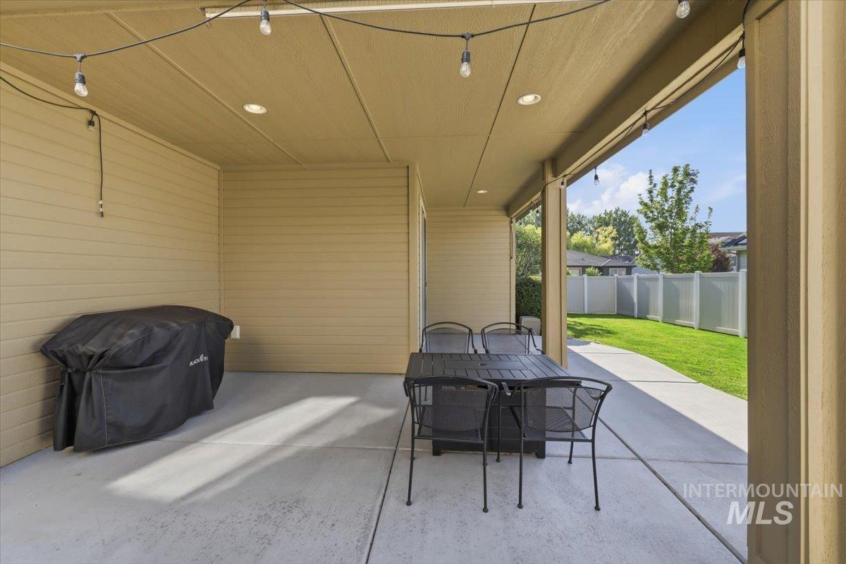 10291 Iron Bag, Nampa, Idaho 83687, 4 Bedrooms, 2 Bathrooms, Residential For Sale, Price $499,900,MLS 98991442