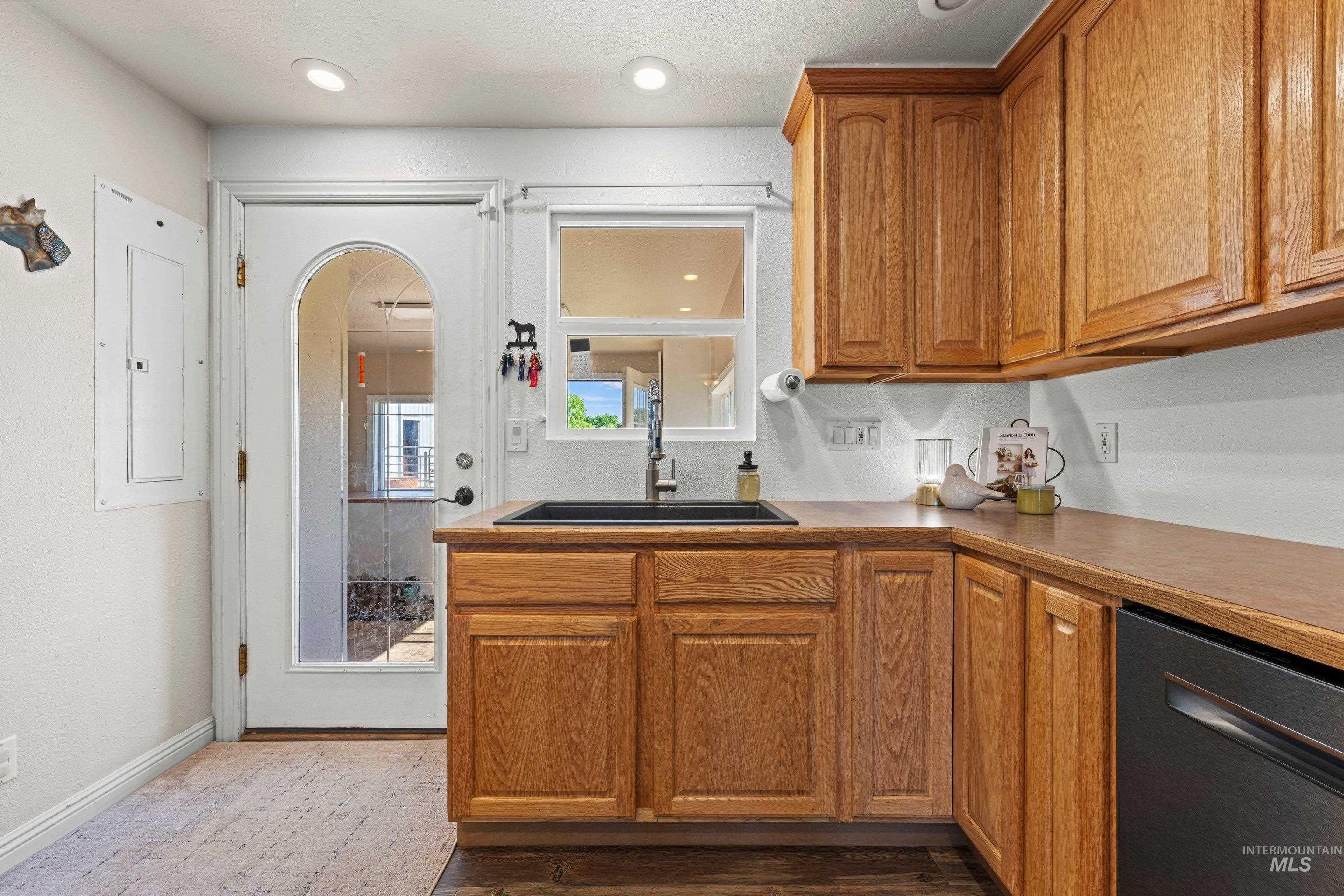 11684 W Gila, Kuna, Idaho 83634, 3 Bedrooms, 2 Bathrooms, Residential For Sale, Price $650,000,MLS 98991444