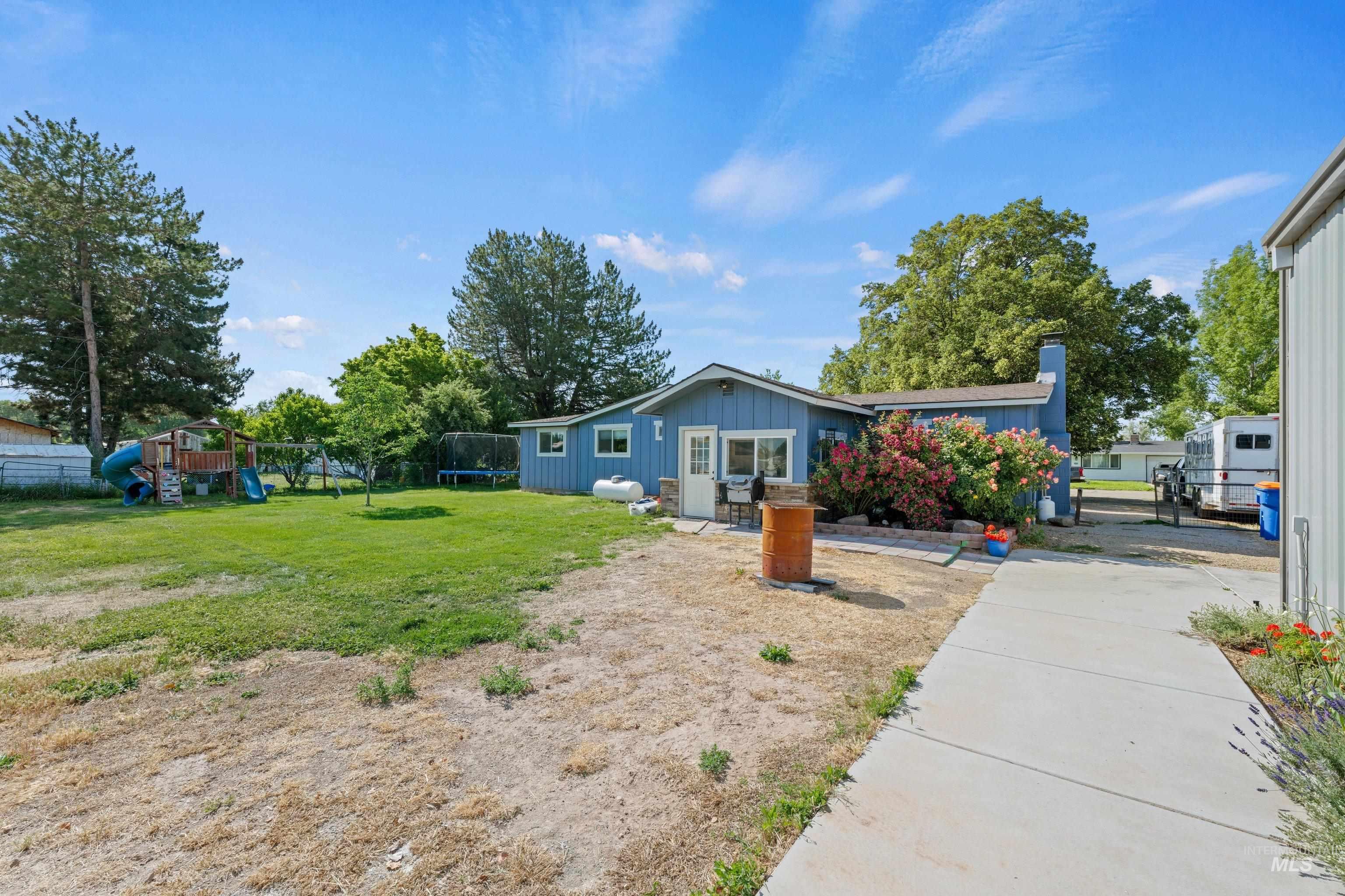 11684 W Gila, Kuna, Idaho 83634, 3 Bedrooms, 2 Bathrooms, Residential For Sale, Price $650,000,MLS 98991444