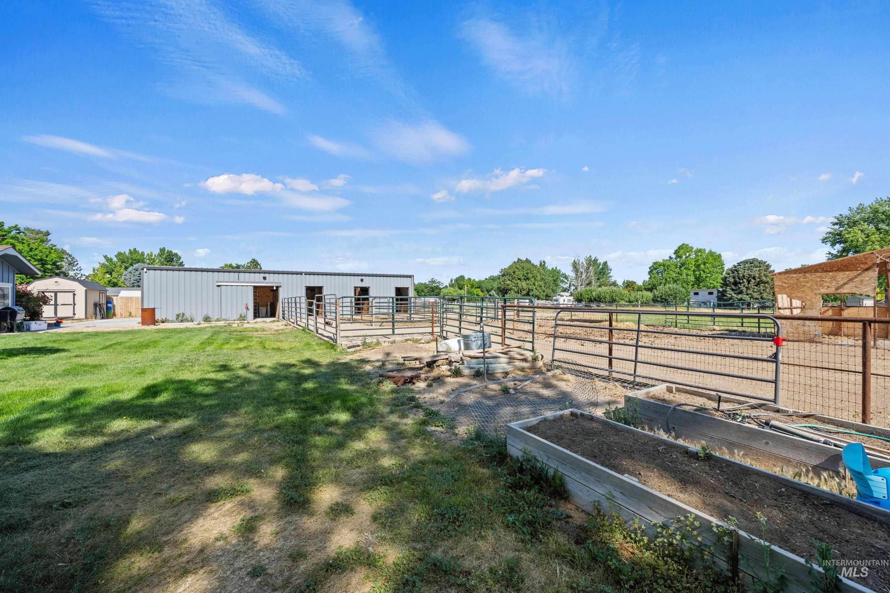 11684 W Gila, Kuna, Idaho 83634, 3 Bedrooms, 2 Bathrooms, Residential For Sale, Price $650,000,MLS 98991444
