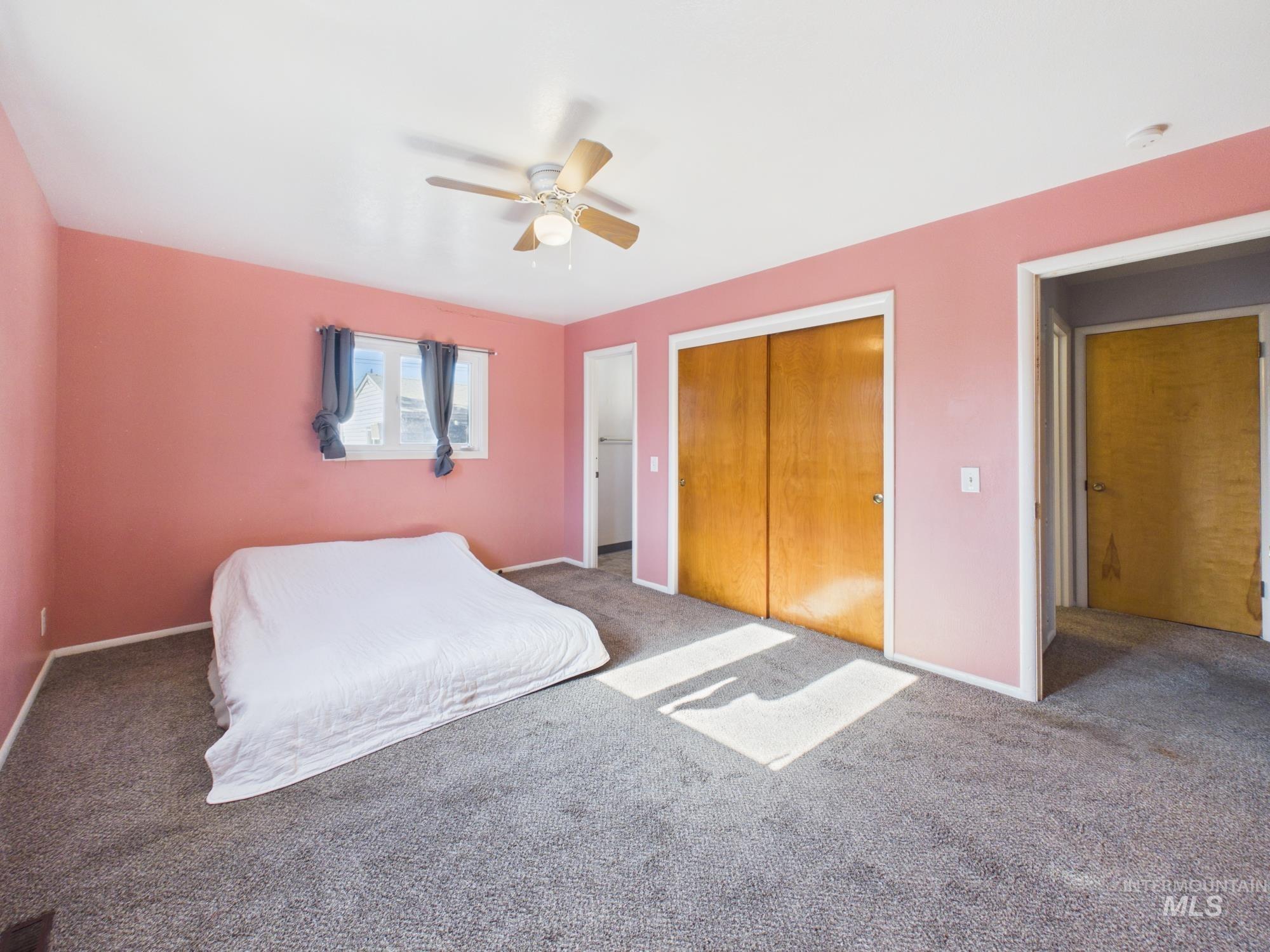 204 Anderson St, Caldwell, Idaho 83605, 3 Bedrooms, 1.5 Bathrooms, Residential For Sale, Price $325,000,MLS 98991446