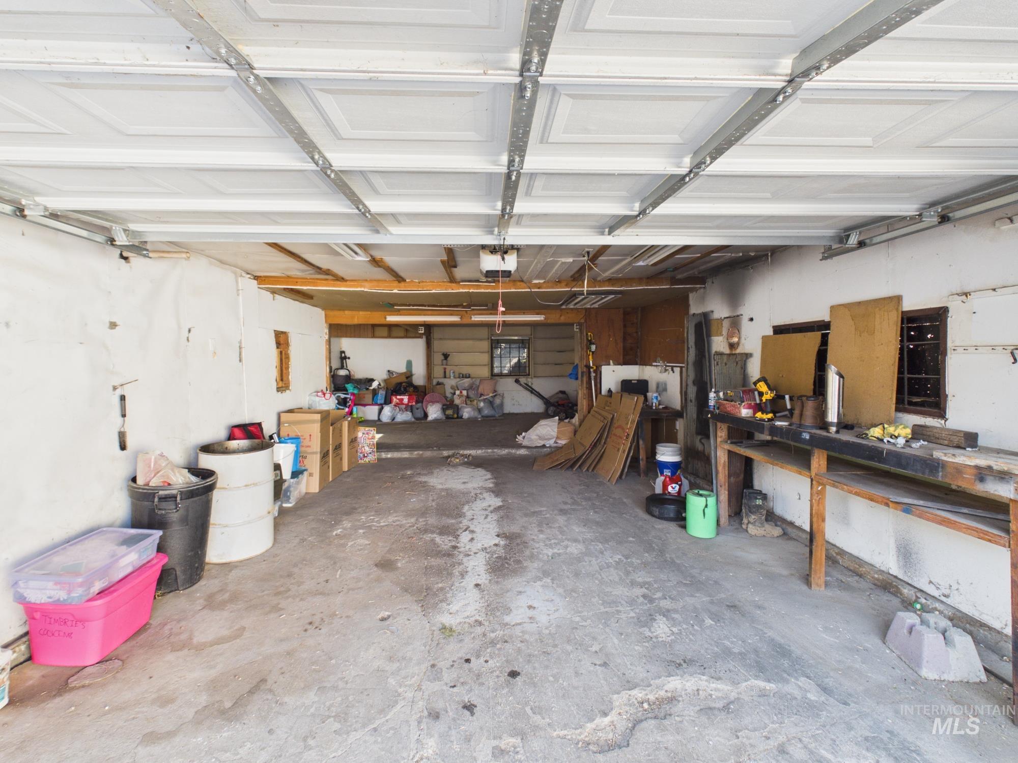 204 Anderson St, Caldwell, Idaho 83605, 3 Bedrooms, 1.5 Bathrooms, Residential For Sale, Price $325,000,MLS 98991446