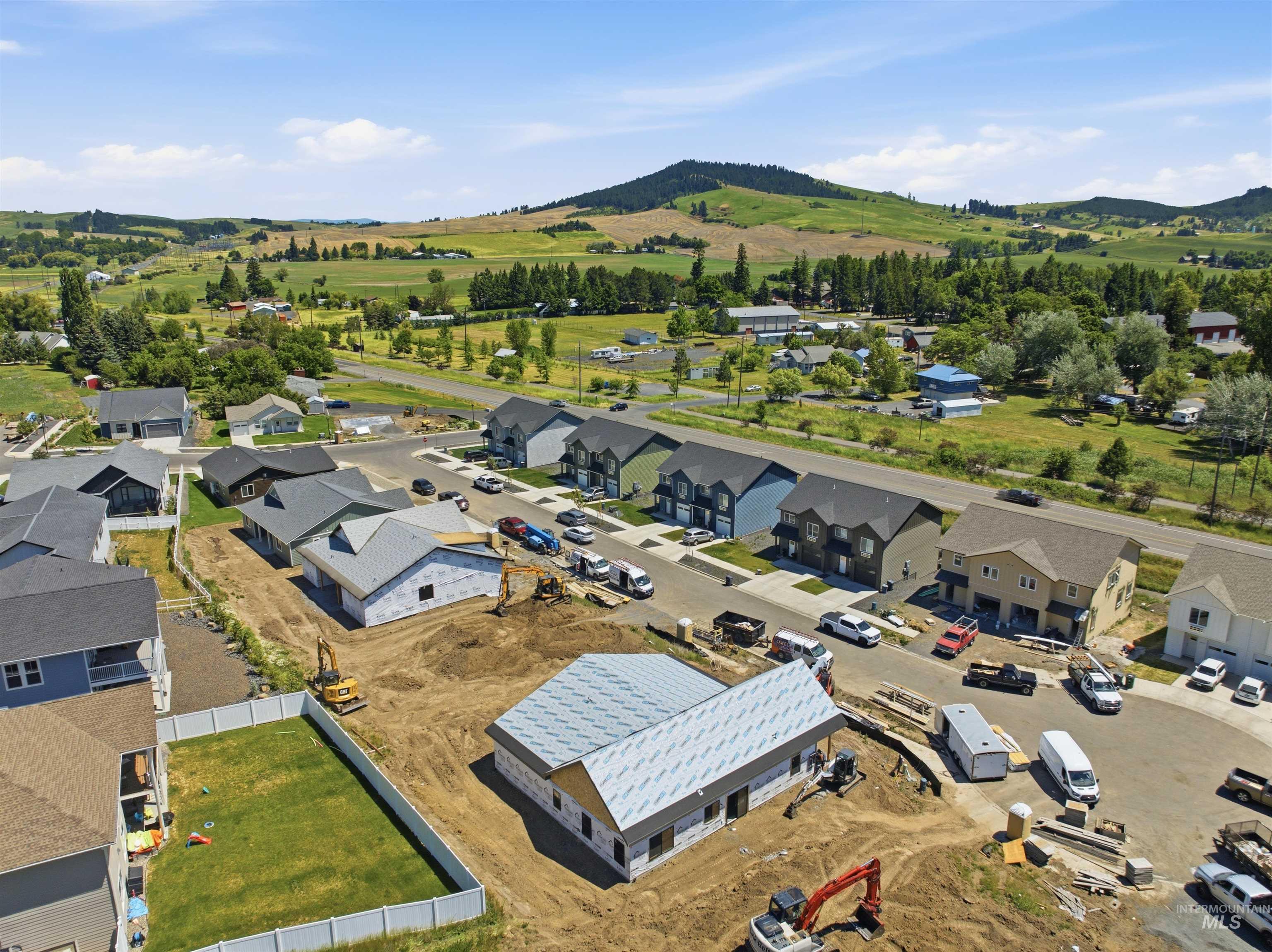 2824 Cyprus Court, Moscow, Idaho 83843, 4 Bedrooms, 2.5 Bathrooms, Residential For Sale, Price $565,000, 98991450