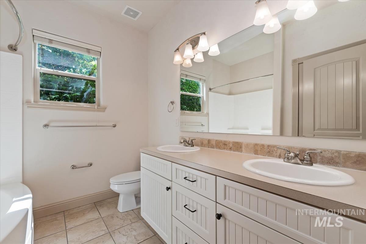 2283 W Stansbury Dr, Eagle, Idaho 83616, 4 Bedrooms, 3.5 Bathrooms, Residential For Sale, Price $2,150,000, 98991452