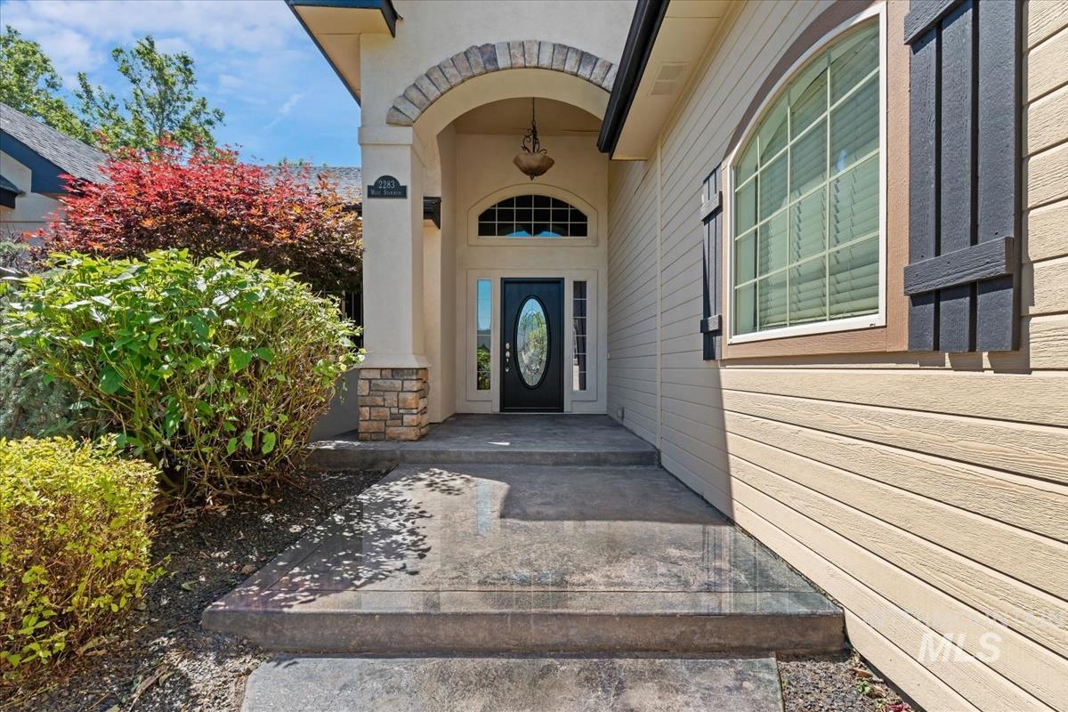 2283 W Stansbury Dr, Eagle, Idaho 83616, 4 Bedrooms, 3.5 Bathrooms, Residential For Sale, Price $2,150,000, 98991452