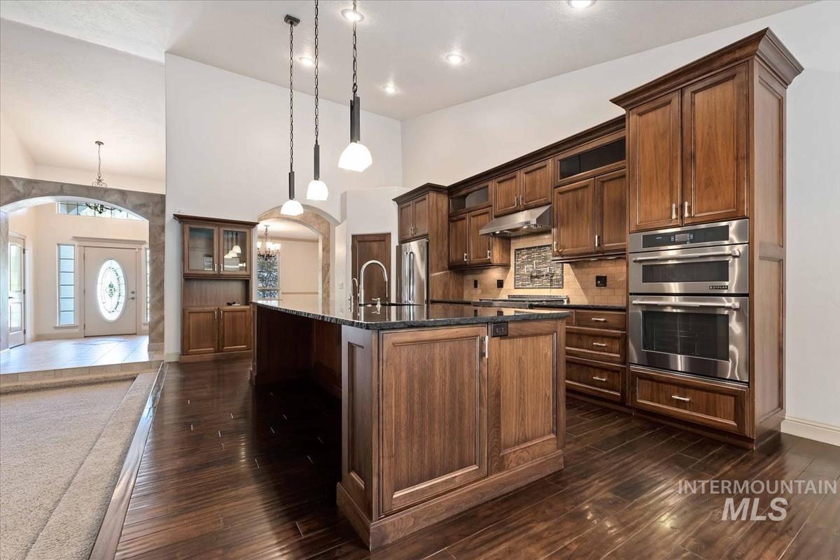 2283 W Stansbury Dr, Eagle, Idaho 83616, 4 Bedrooms, 3.5 Bathrooms, Residential For Sale, Price $2,150,000, 98991452