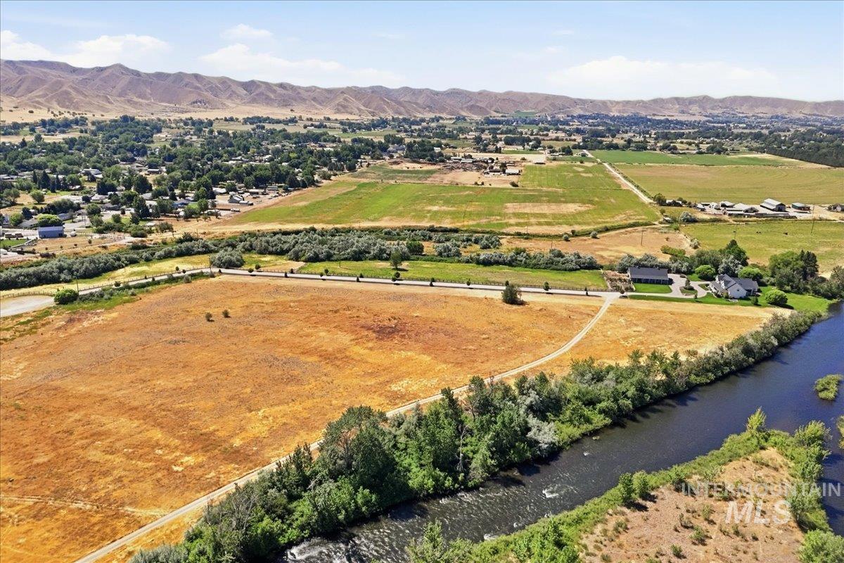 2325 River Ranch Ln, Emmett, Idaho 83617, Land For Sale, Price $675,000,MLS 98991453