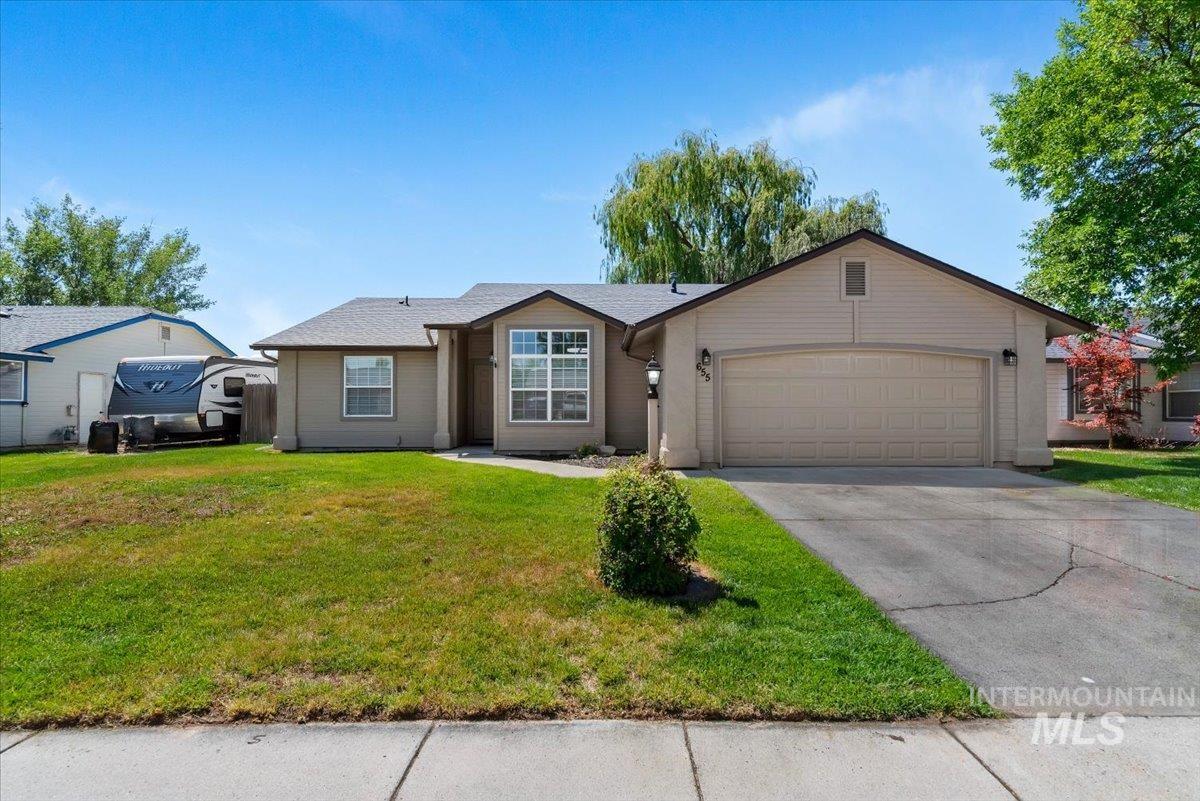 655 W Waterbury Dr, Meridian, Idaho 83646, 3 Bedrooms, 2 Bathrooms, Residential For Sale, Price $419,900, 98991456