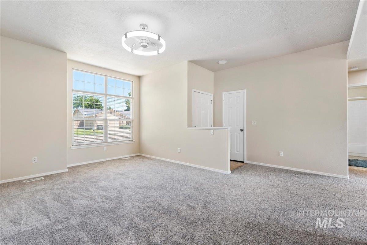 655 W Waterbury Dr, Meridian, Idaho 83646, 3 Bedrooms, 2 Bathrooms, Residential For Sale, Price $419,900, 98991456