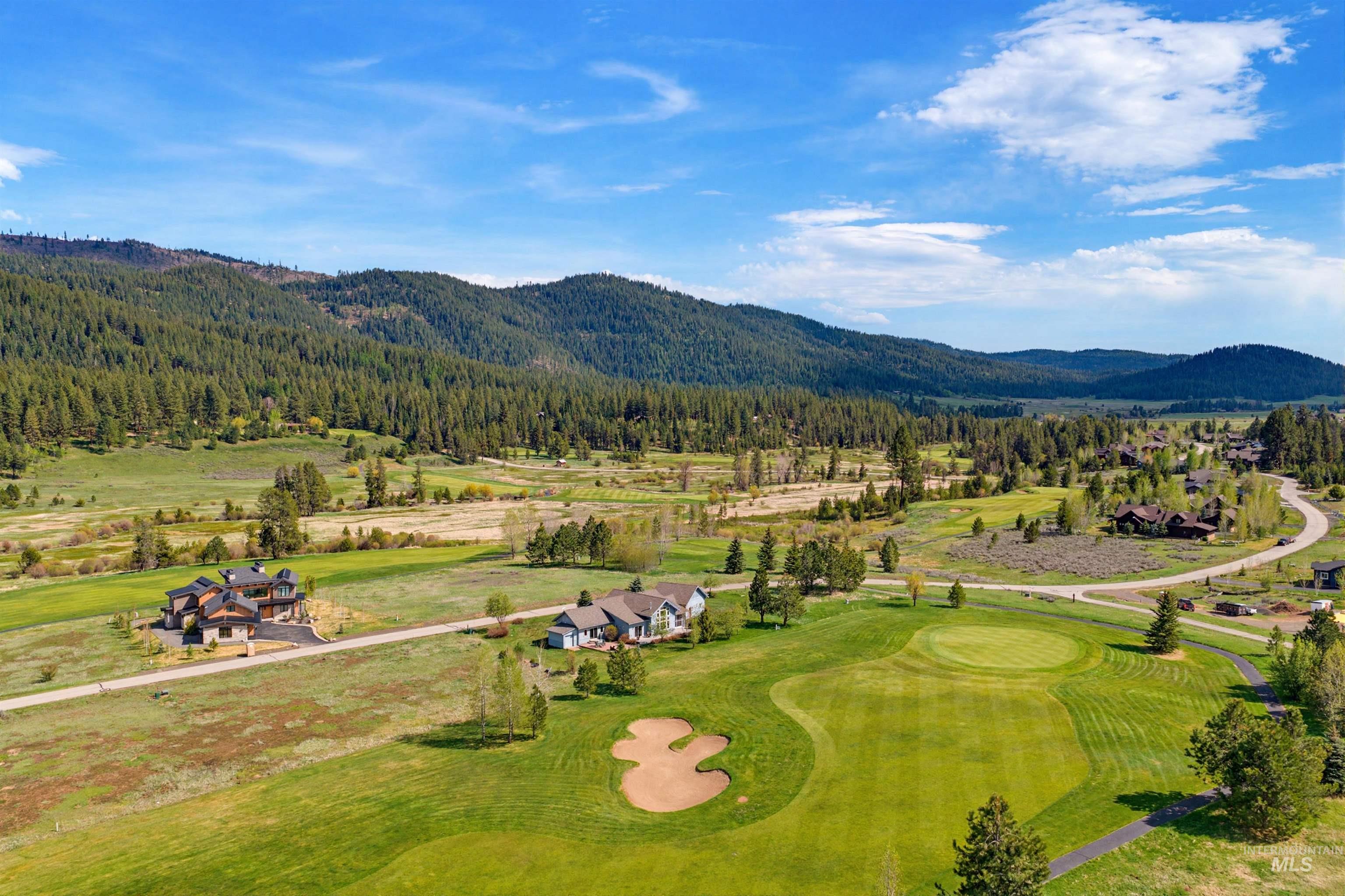 319 Otter Pond Ln, McCall, Idaho 83638, 3 Bedrooms, 3 Bathrooms, Residential For Sale, Price $1,295,000, 98991457