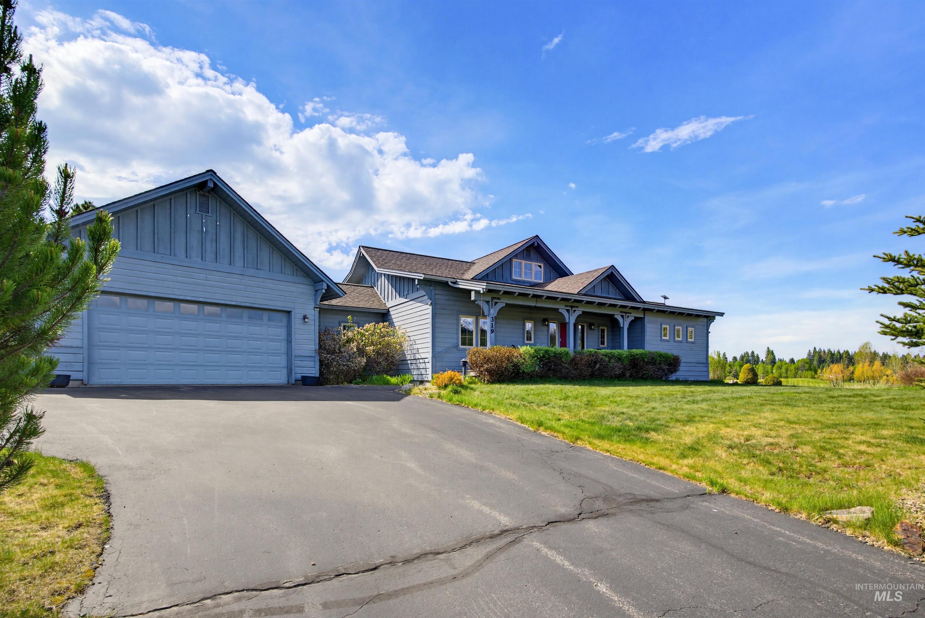 319 Otter Pond Ln, McCall, Idaho 83638, 3 Bedrooms, 3 Bathrooms, Residential For Sale, Price $1,295,000, 98991457