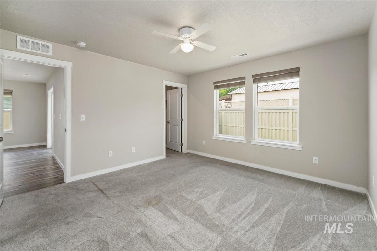 7645 E Declaration Dr., Nampa, Idaho 83687, 3 Bedrooms, 2 Bathrooms, Residential For Sale, Price $435,000,MLS 98991459