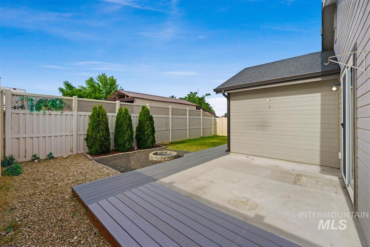 7645 E Declaration Dr., Nampa, Idaho 83687, 3 Bedrooms, 2 Bathrooms, Residential For Sale, Price $435,000,MLS 98991459