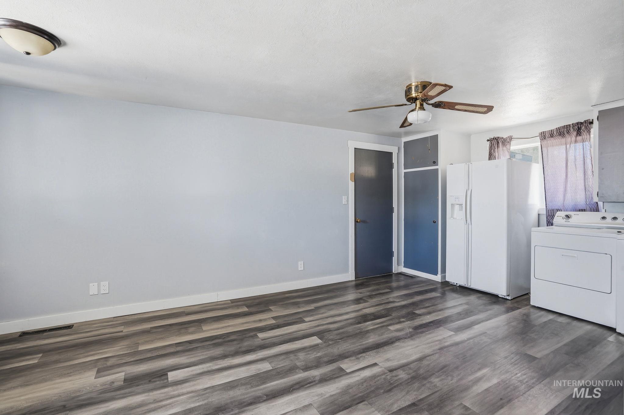 3203 Colorado Ave, Caldwell, Idaho 83605, 3 Bedrooms, 1 Bathroom, Residential For Sale, Price $299,000, 98991463