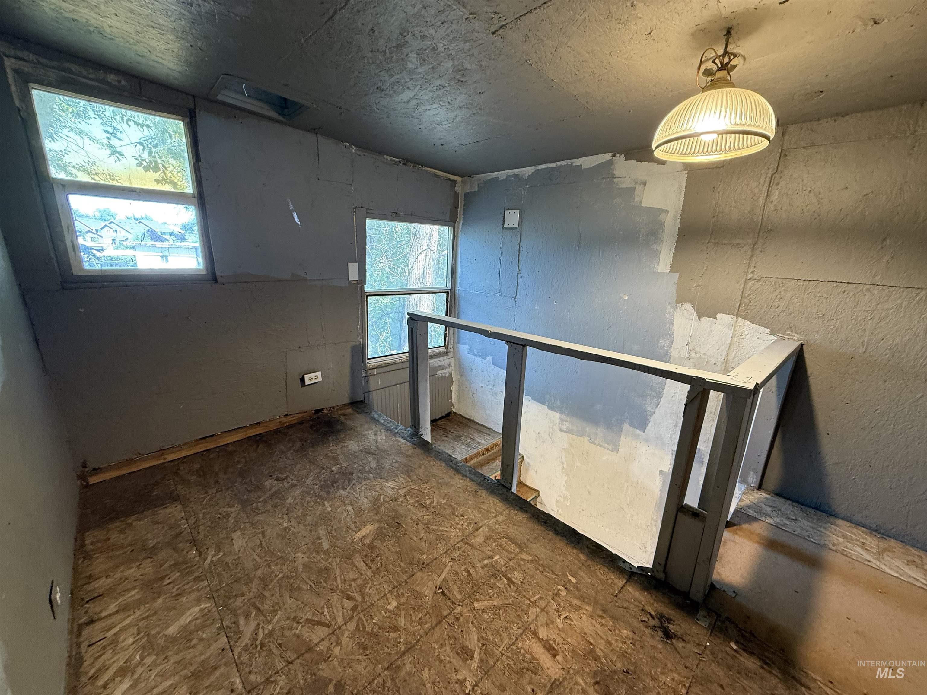 1226 S Elder St, Nampa, Idaho 83686-5924, 2 Bedrooms, 1 Bathroom, Residential For Sale, Price $189,000,MLS 98991467
