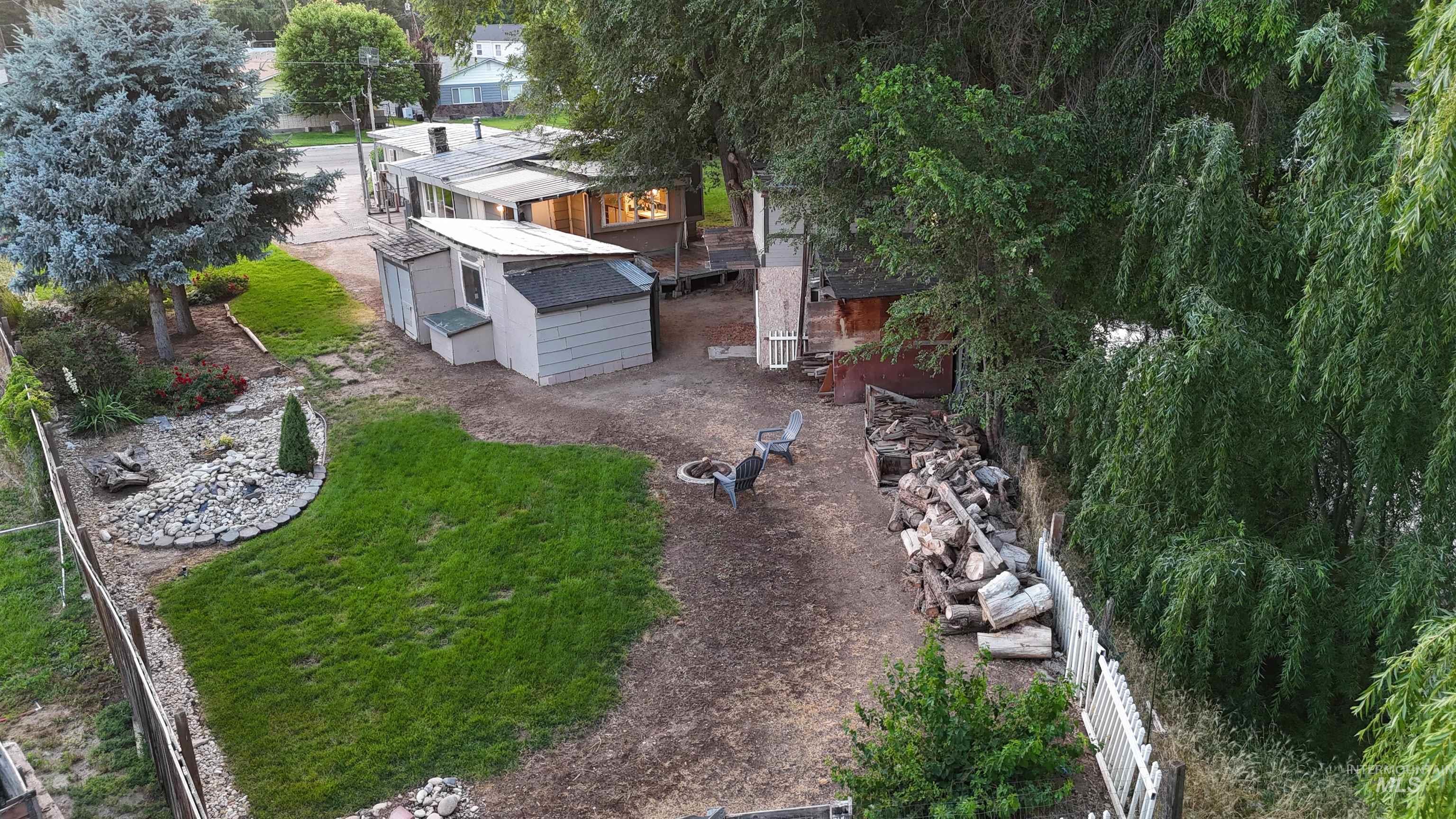 1226 S Elder St, Nampa, Idaho 83686-5924, 2 Bedrooms, 1 Bathroom, Residential For Sale, Price $189,000,MLS 98991467