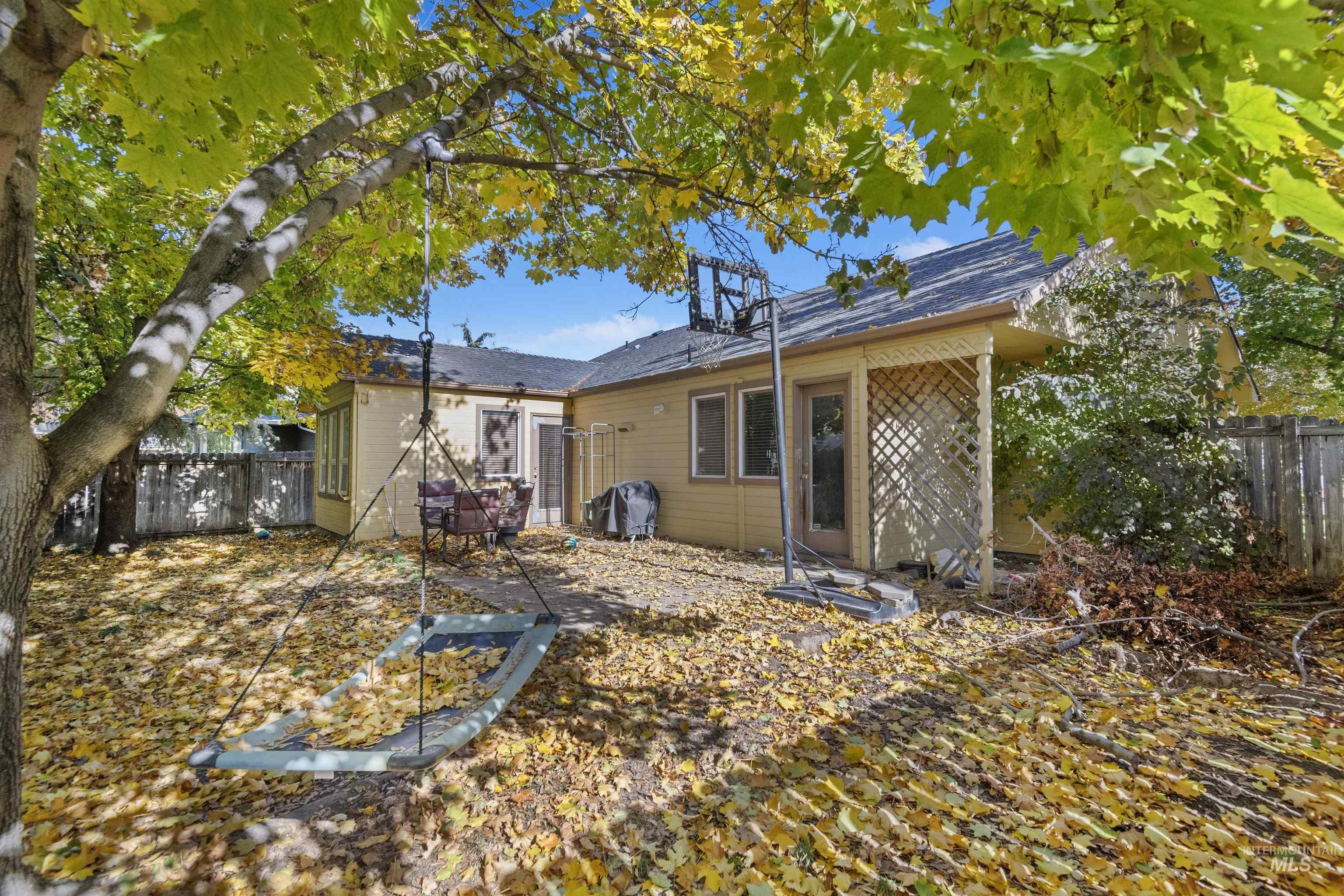 5675 N Graham Ave, Boise, Idaho 83713, 3 Bedrooms, 2 Bathrooms, Residential For Sale, Price $415,000, 98991470