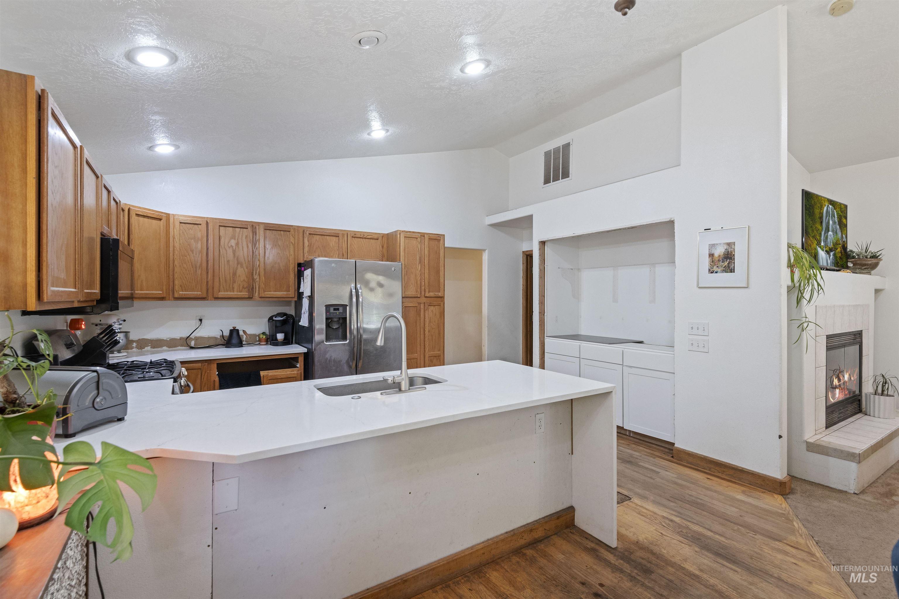 5675 N Graham Ave, Boise, Idaho 83713, 3 Bedrooms, 2 Bathrooms, Residential For Sale, Price $415,000, 98991470