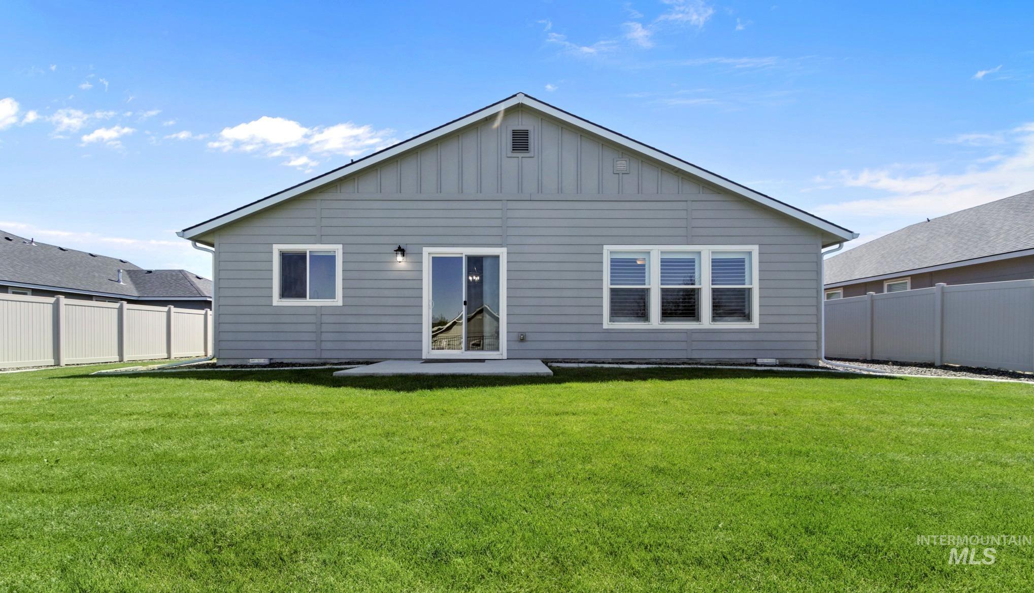 2939 Coral Falls Ave, Kuna, Idaho 83634, 4 Bedrooms, 2 Bathrooms, Residential For Sale, Price $499,000,MLS 98991471