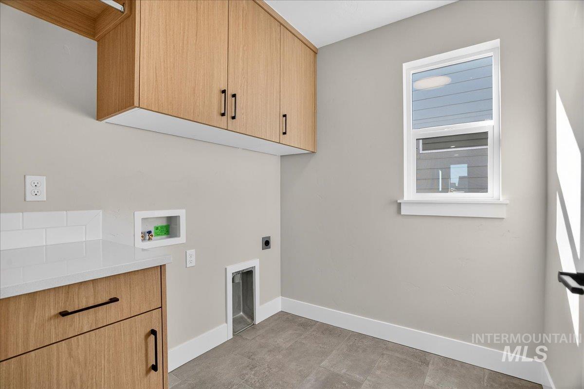 10191 Windrock St., Nampa, Idaho 83687, 3 Bedrooms, 2.5 Bathrooms, Residential For Sale, Price $536,000,MLS 98991472