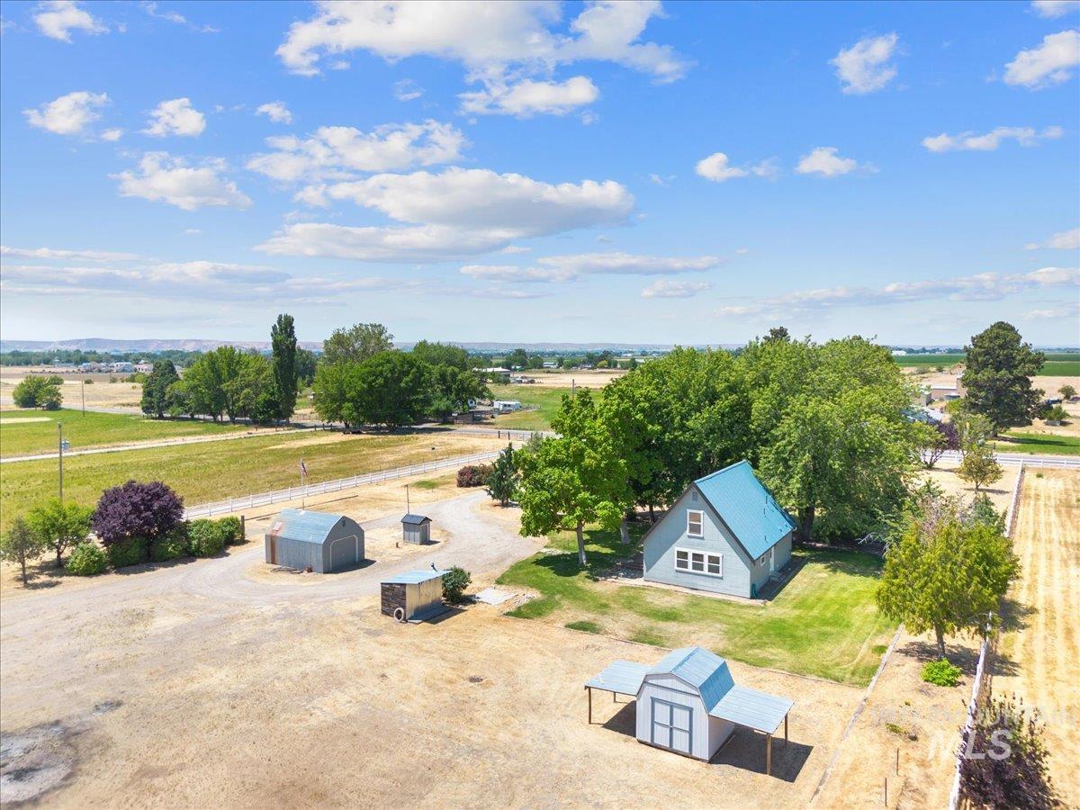 3430 Gem Ave, Emmett, Idaho 83617, 3 Bedrooms, 2 Bathrooms, Residential For Sale, Price $725,000, 98991476