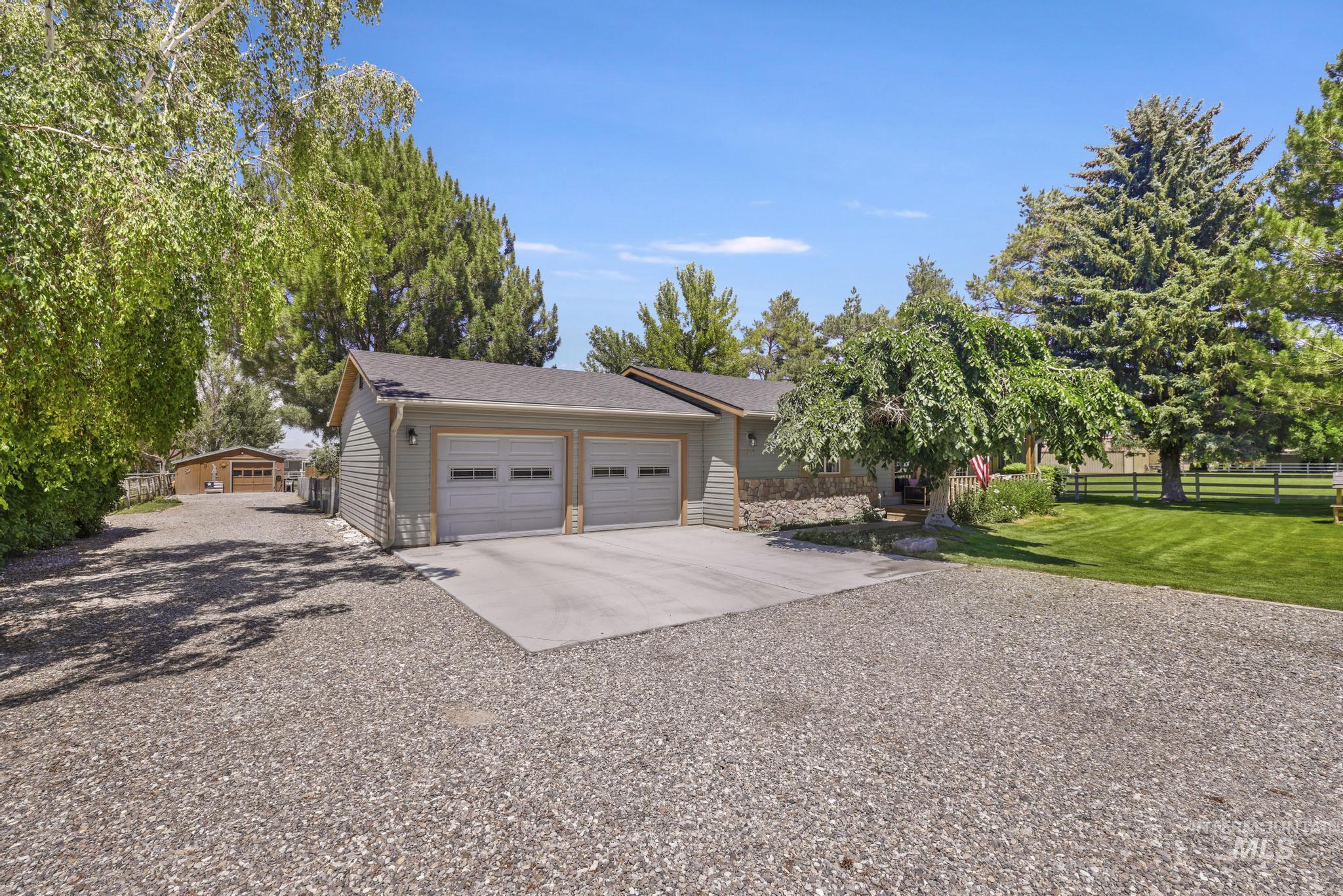 3316 Oregon Trail Drive, Kimberly, Idaho 83341, 4 Bedrooms, 2 Bathrooms, Residential For Sale, Price $525,000, 98991479