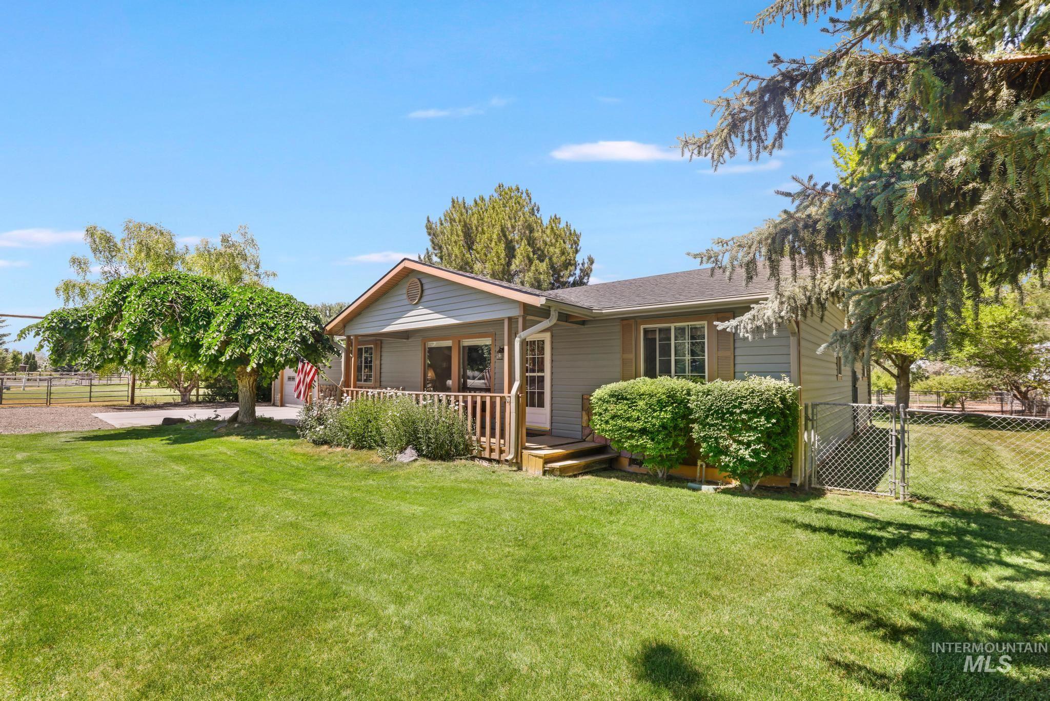3316 Oregon Trail Drive, Kimberly, Idaho 83341, 4 Bedrooms, 2 Bathrooms, Residential For Sale, Price $525,000, 98991479