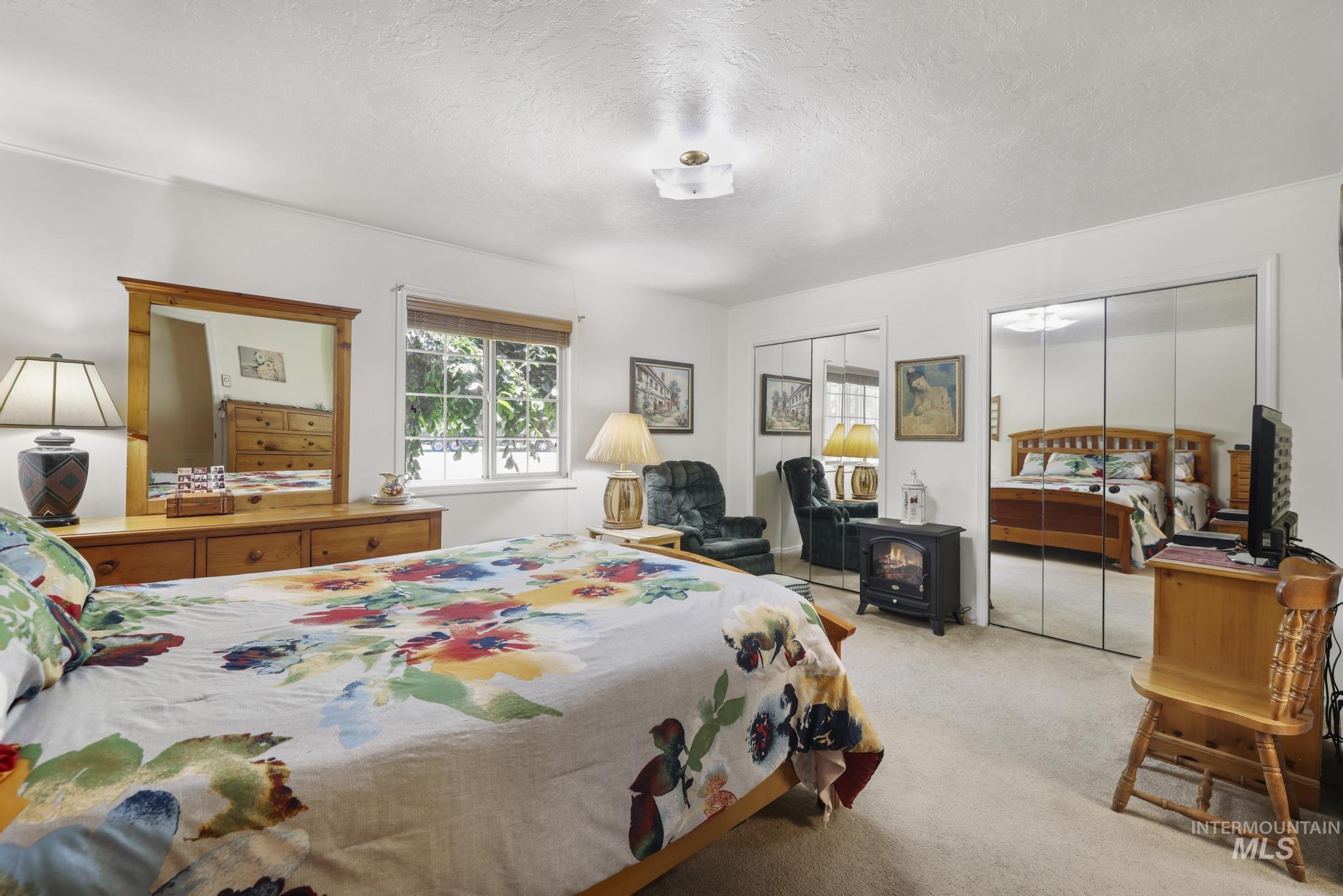 3316 Oregon Trail Drive, Kimberly, Idaho 83341, 4 Bedrooms, 2 Bathrooms, Residential For Sale, Price $525,000, 98991479