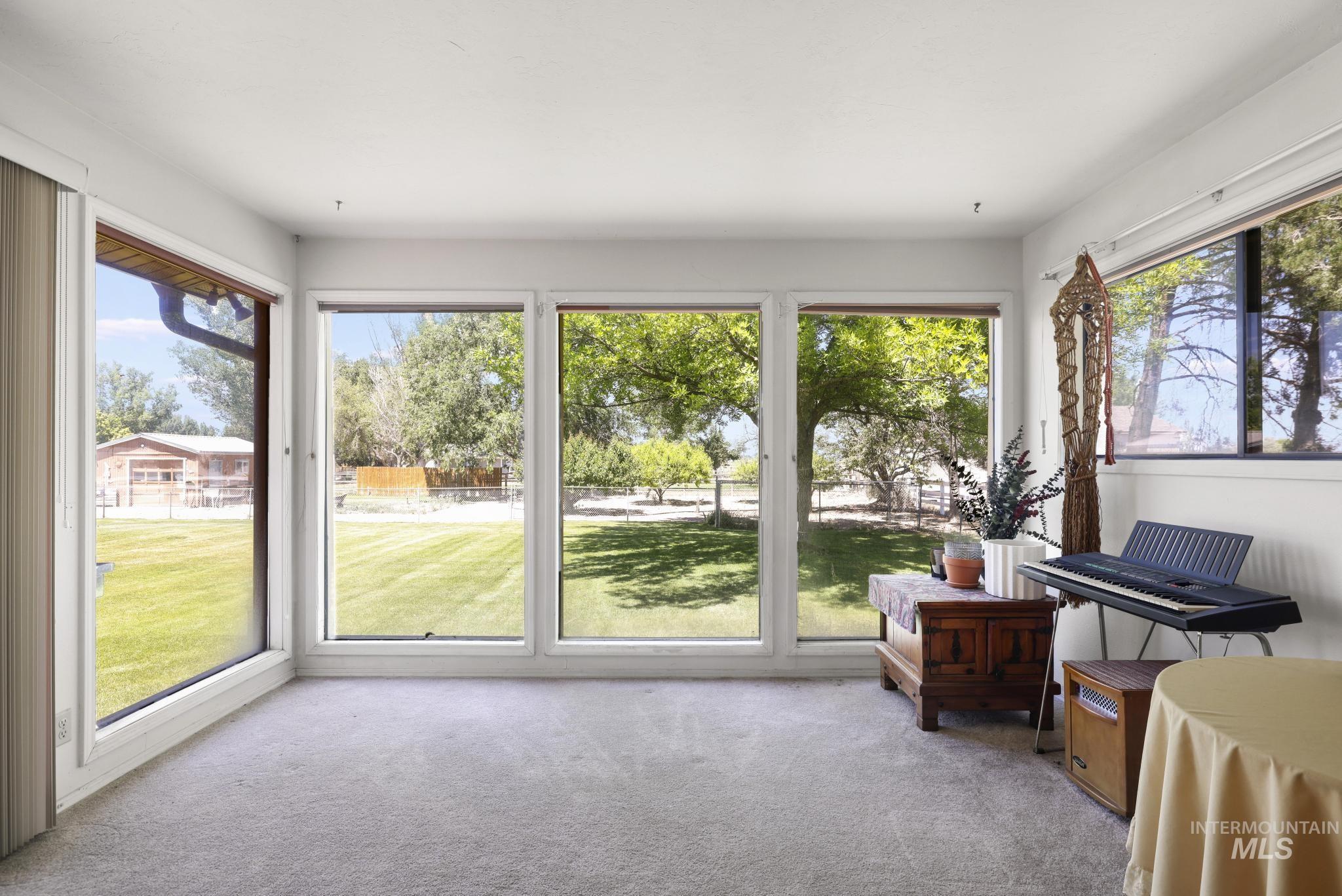 3316 Oregon Trail Drive, Kimberly, Idaho 83341, 4 Bedrooms, 2 Bathrooms, Residential For Sale, Price $525,000, 98991479
